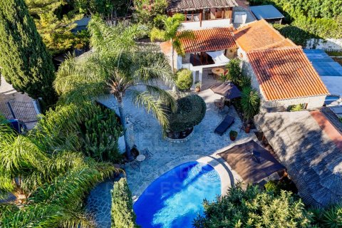 Talo Javea, Alicante, Espanja 4 makuuhuonetta, 346 m2 No. 157076
