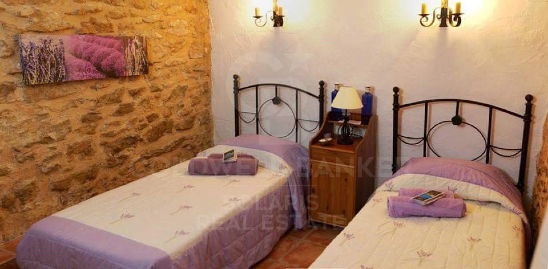 Talo Benissa, Alicante, Espanja 8 makuuhuonetta, 607 m2 No. 157079