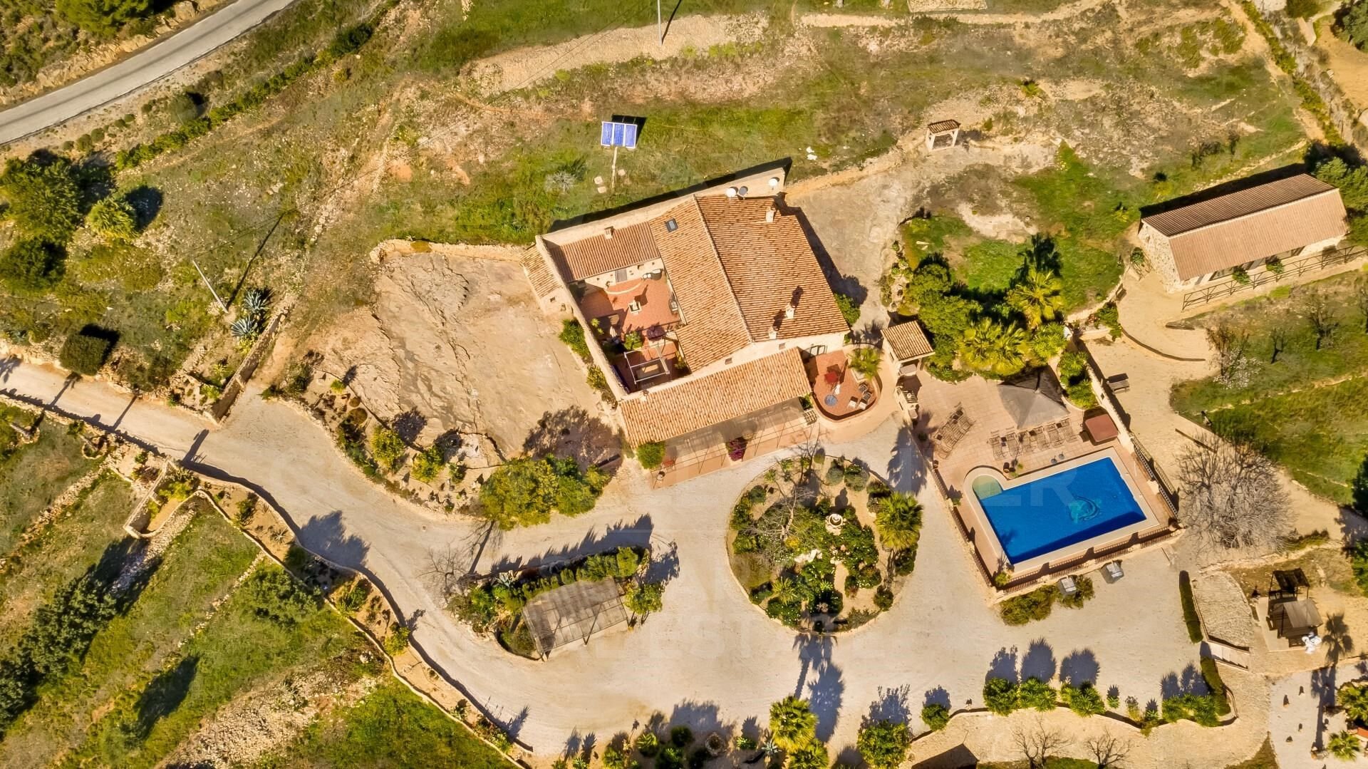 Talo Benissa, Alicante, Espanja 8 makuuhuonetta, 607 m2 No. 157079