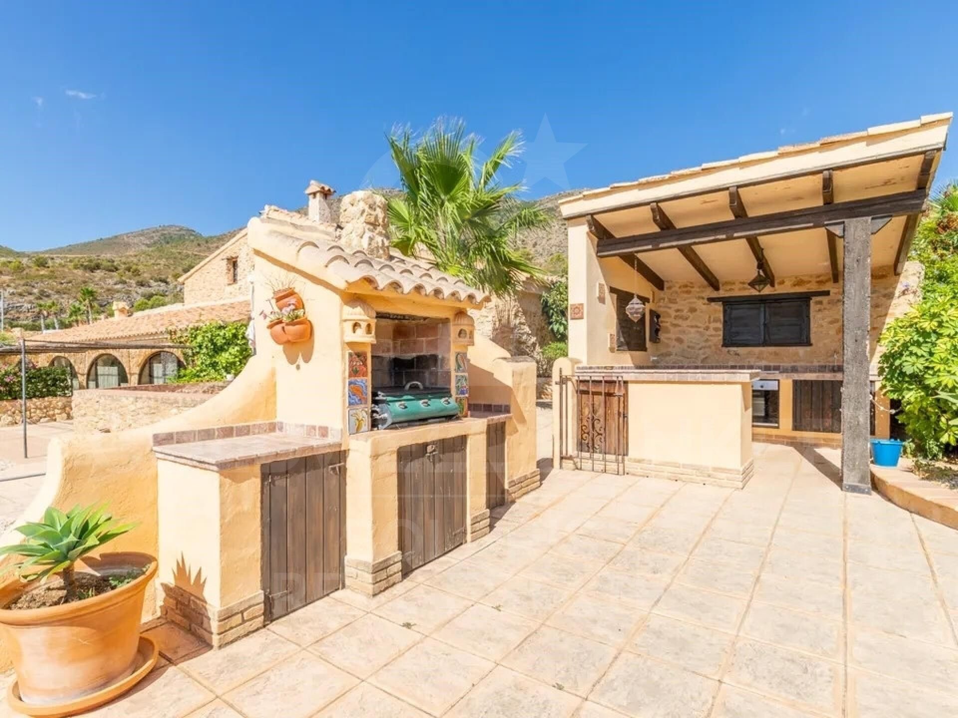 Talo Benissa, Alicante, Espanja 8 makuuhuonetta, 607 m2 No. 157079