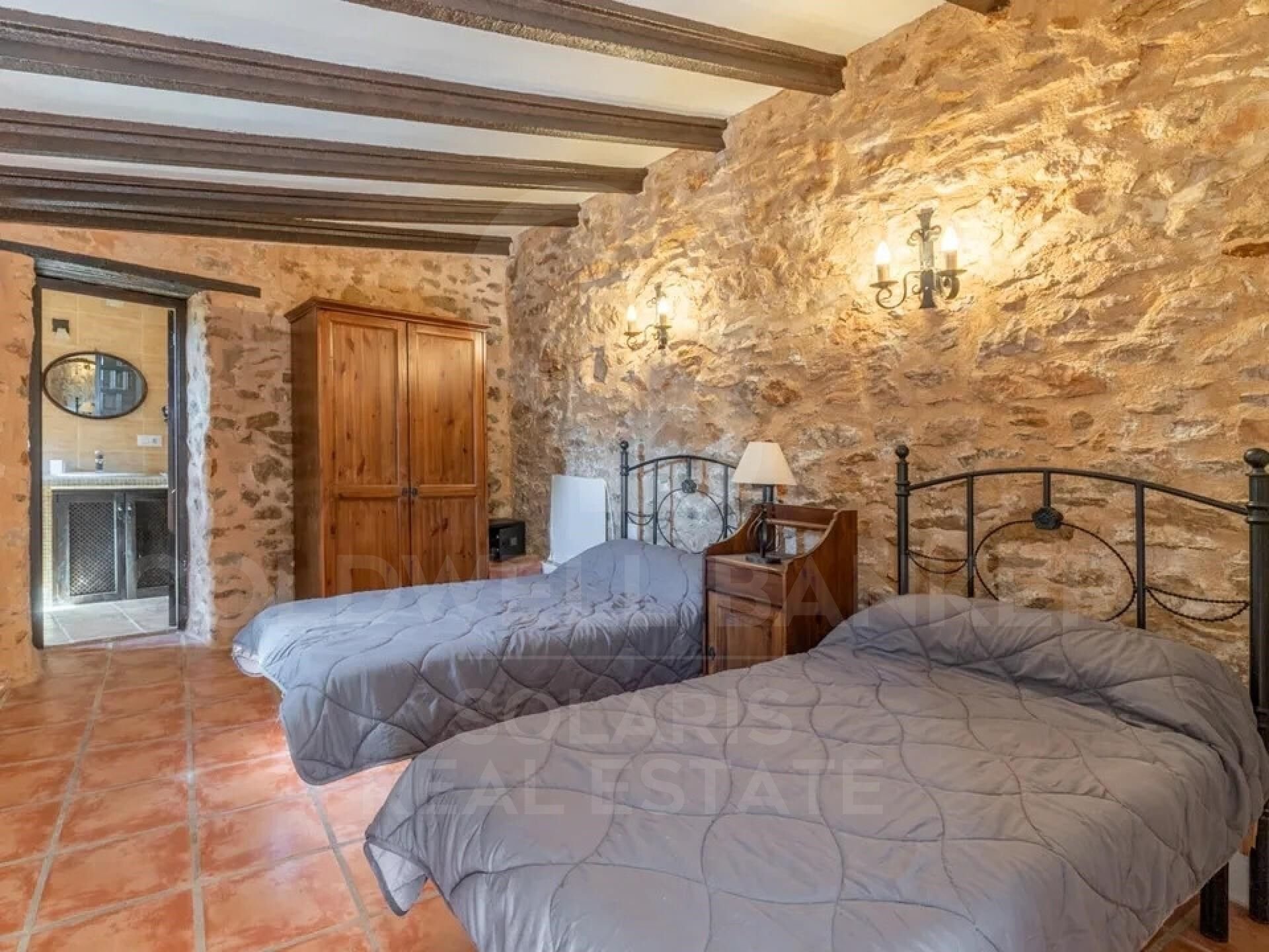 Talo Benissa, Alicante, Espanja 8 makuuhuonetta, 607 m2 No. 157079