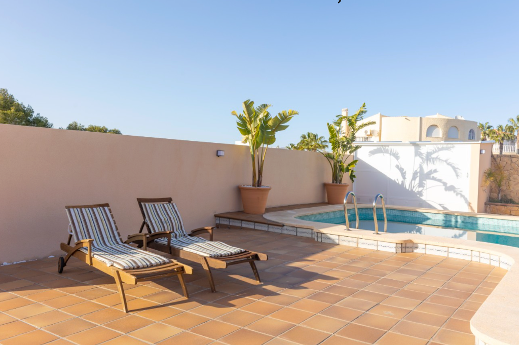 Villa i Torrevieja, Alicante, Spanien 5 sovrum, 407 kvm. Nr. 145421