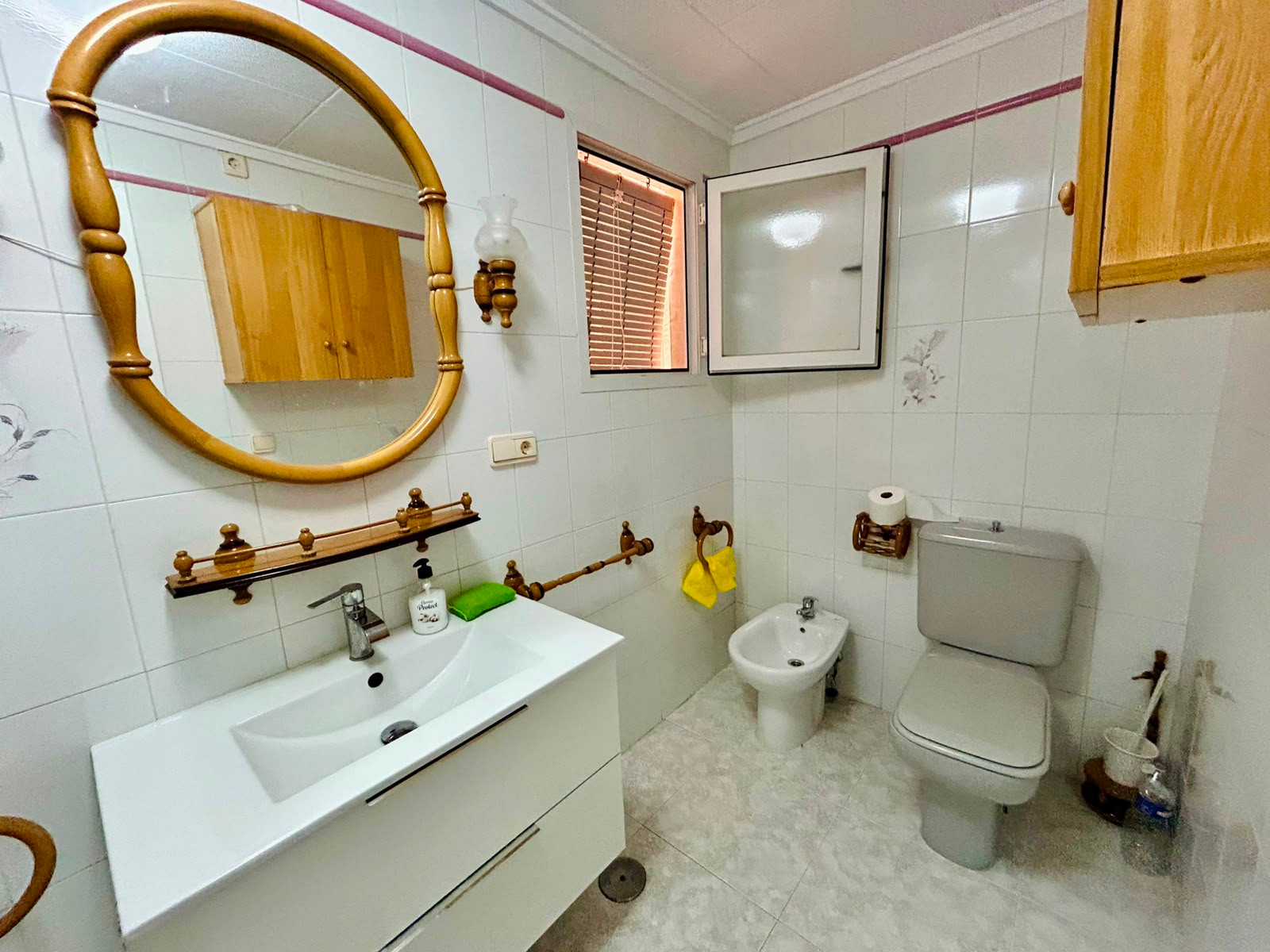 Apartment à Torrevieja, Alicante, Espagne 3 chambres, 120 m2 No. 196426