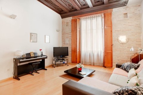 Apartment in Valencia, Spain 3 bedrooms, 131 sq.m. No. 133424