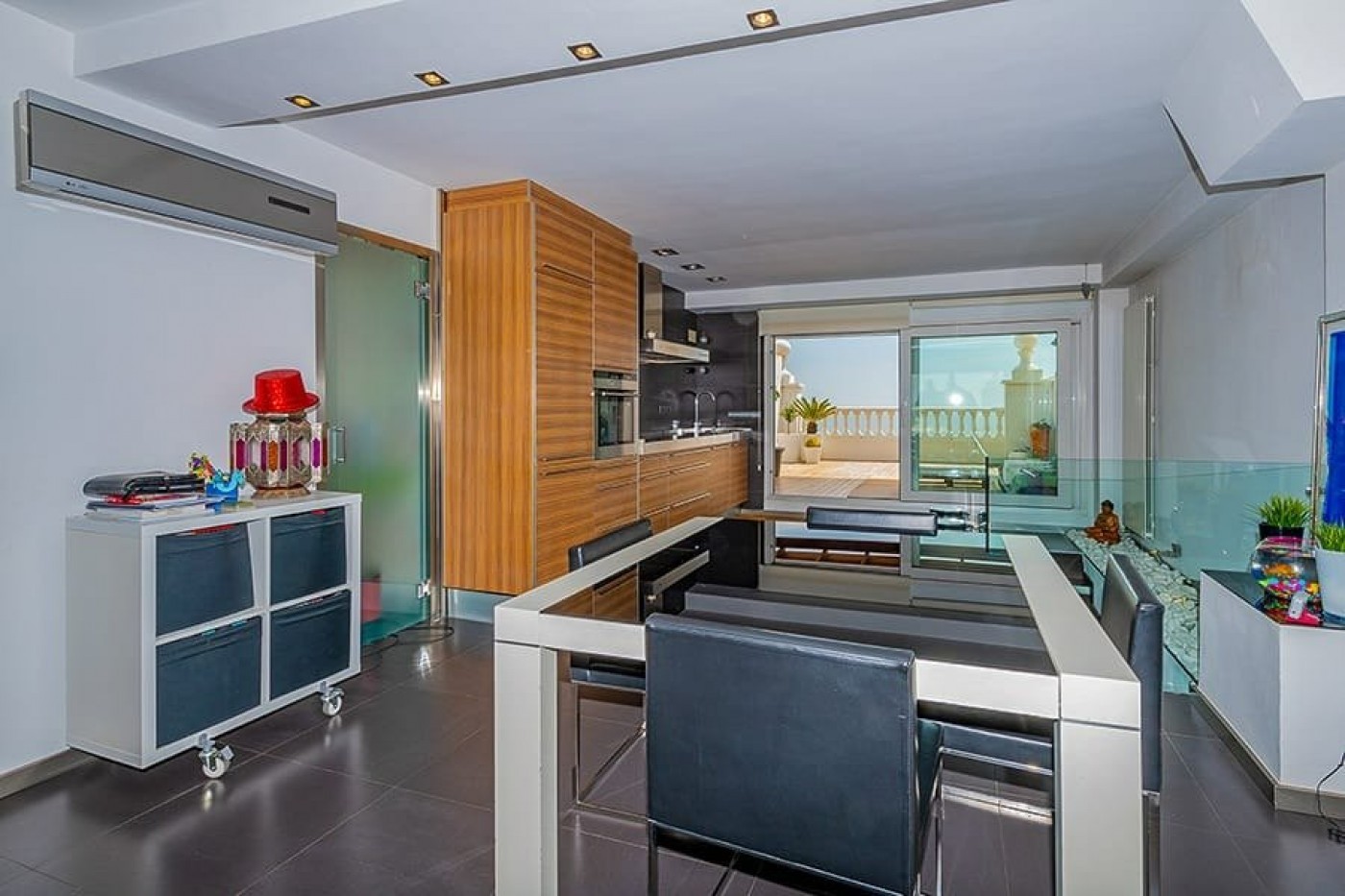 Appartamento a Valencia, Spagna 3 camere da letto, 160 mq. N° 133421