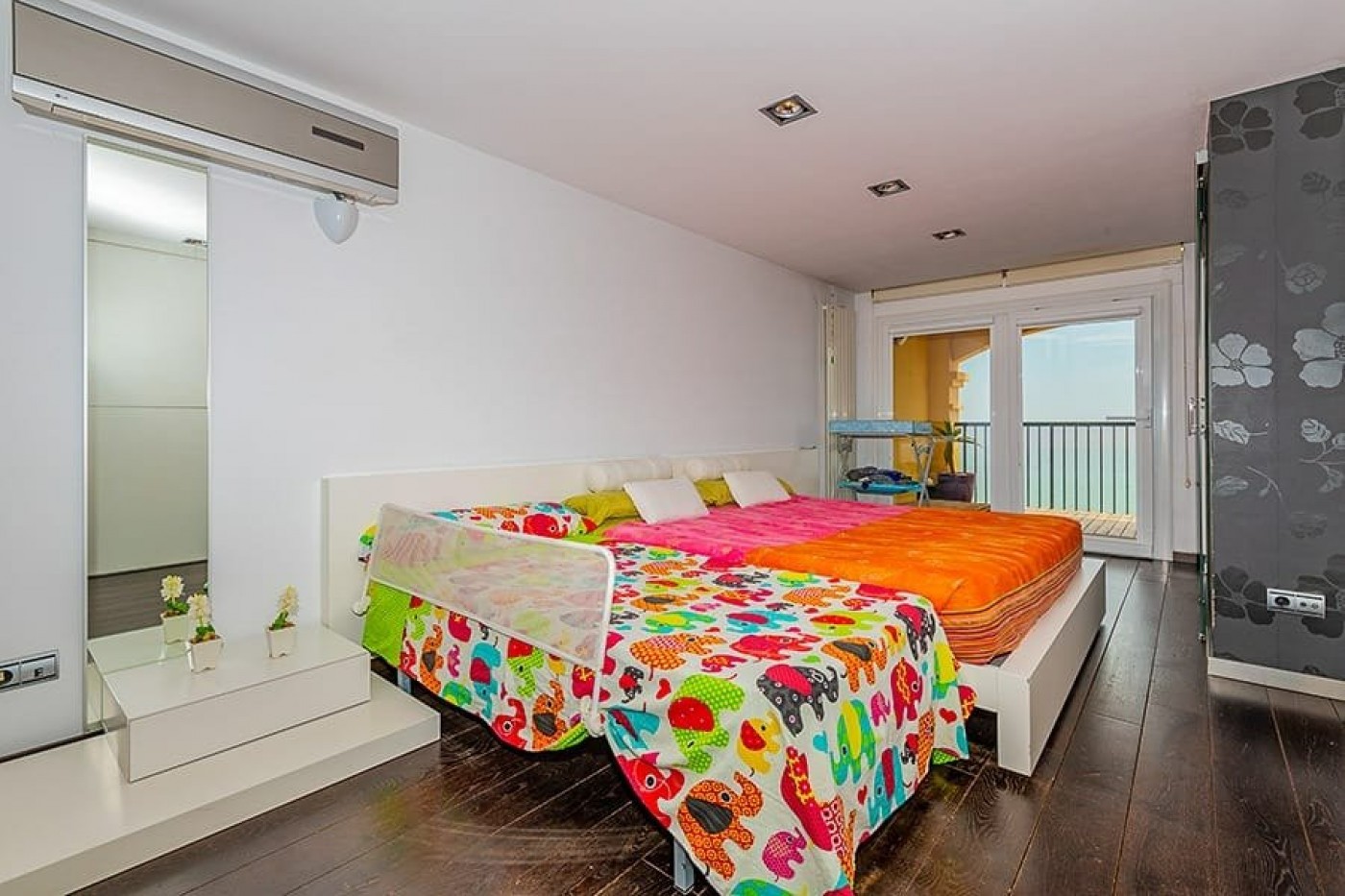 Appartamento a Valencia, Spagna 3 camere da letto, 160 mq. N° 133421
