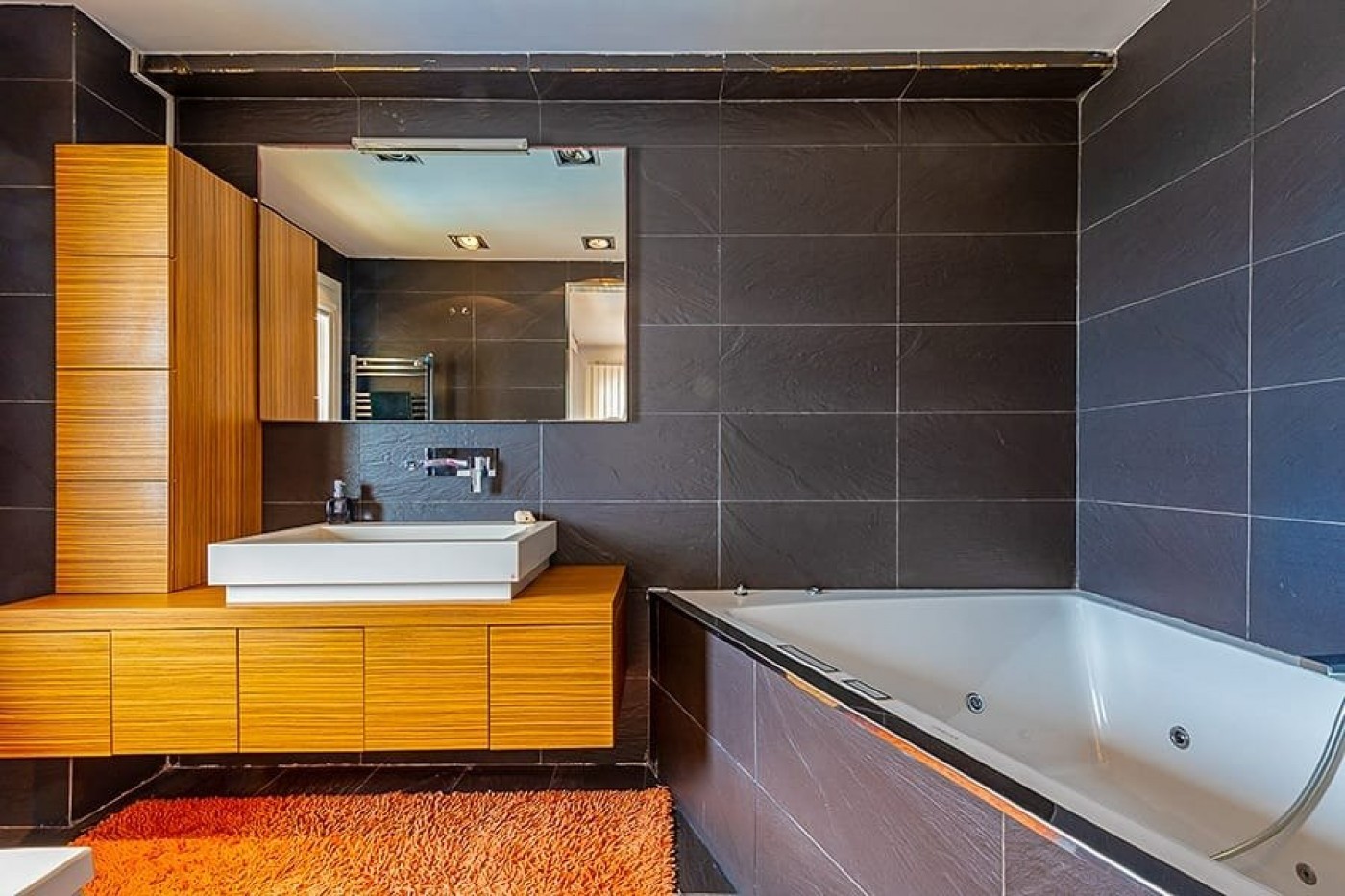 Appartamento a Valencia, Spagna 3 camere da letto, 160 mq. N° 133421