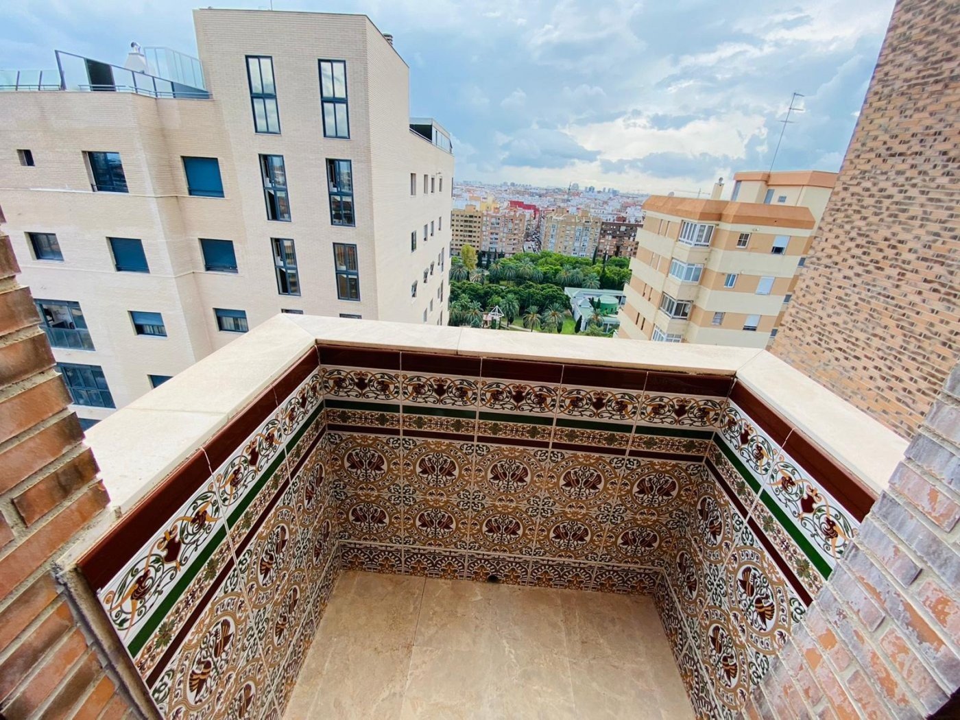 Apartamento en Valencia, València, España 5 dormitorios, 205 m2 No. 133422