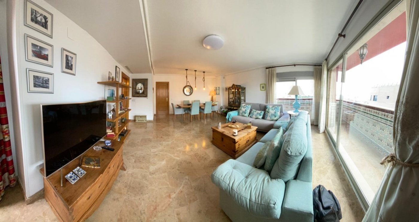 Apartamento en Valencia, València, España 5 dormitorios, 205 m2 No. 133422