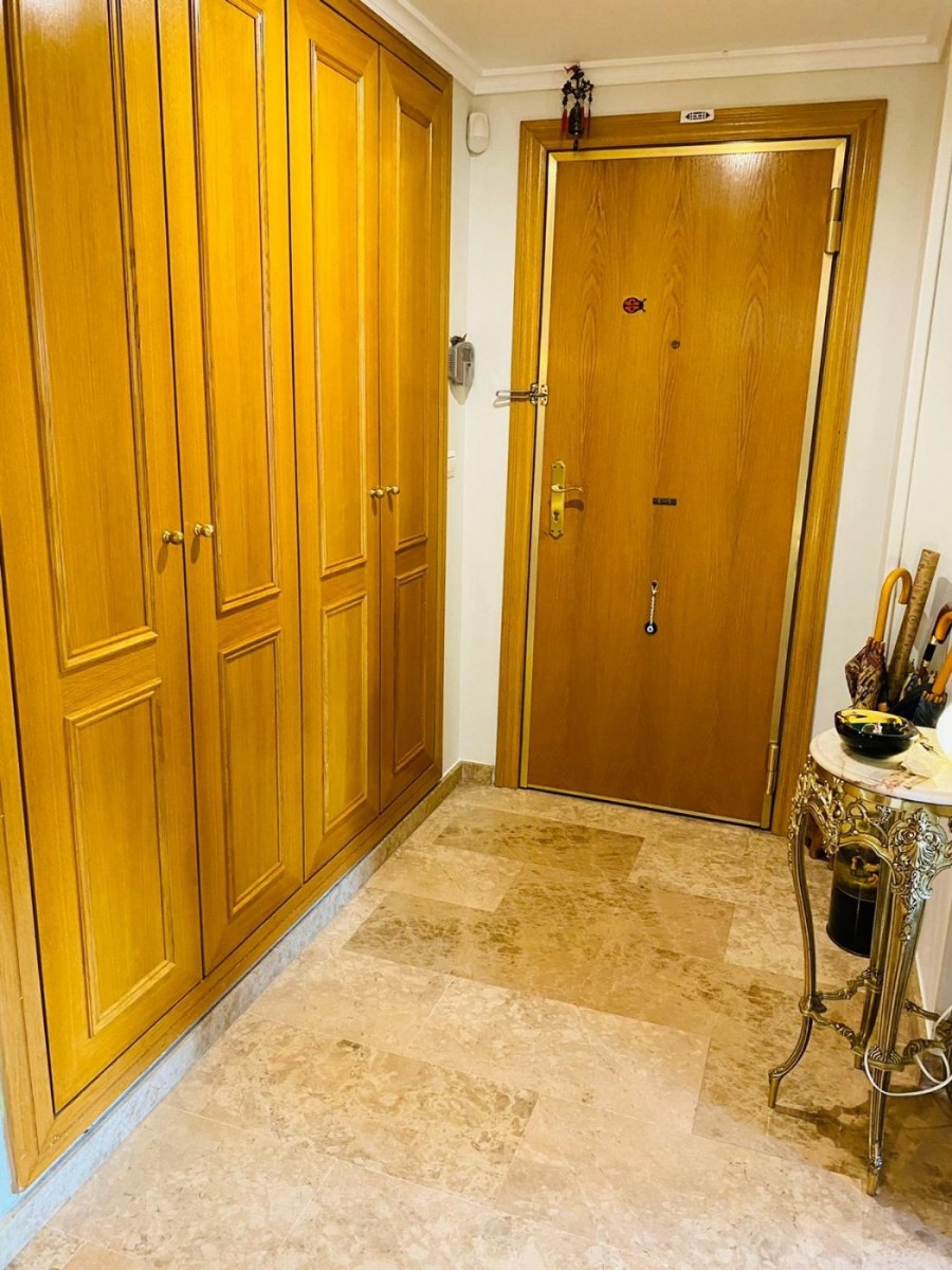 Apartamento en Valencia, València, España 5 dormitorios, 205 m2 No. 133422