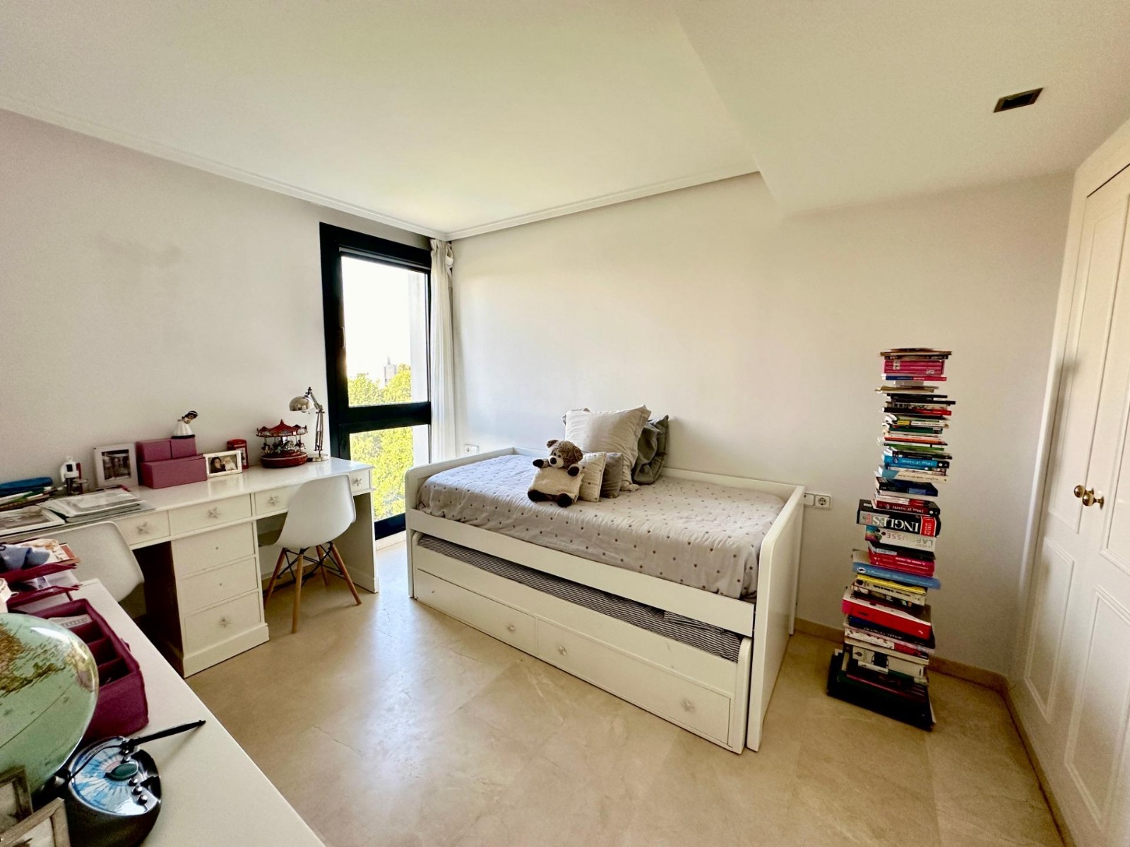Apartment à Valencia, Espagne 4 chambres, 210 m2 No. 133419
