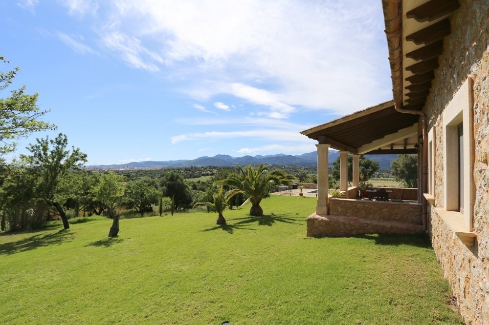 Hus i Inca, Mallorca, Spanien 4 sovrum, 520 kvm. Nr. 109957