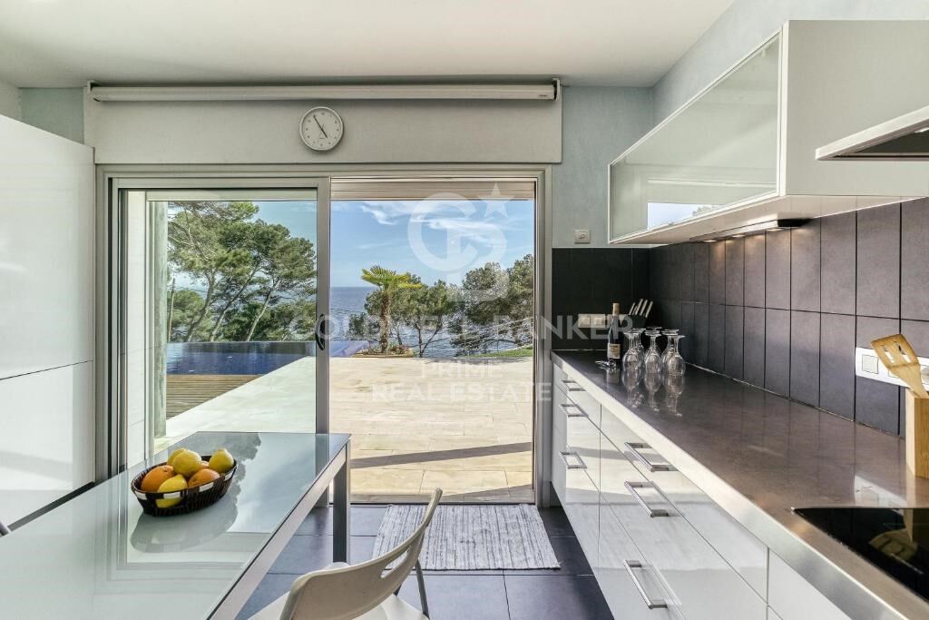 House à Palafrugell, Girona, Espagne 5 chambres, 375 m2 No. 160088