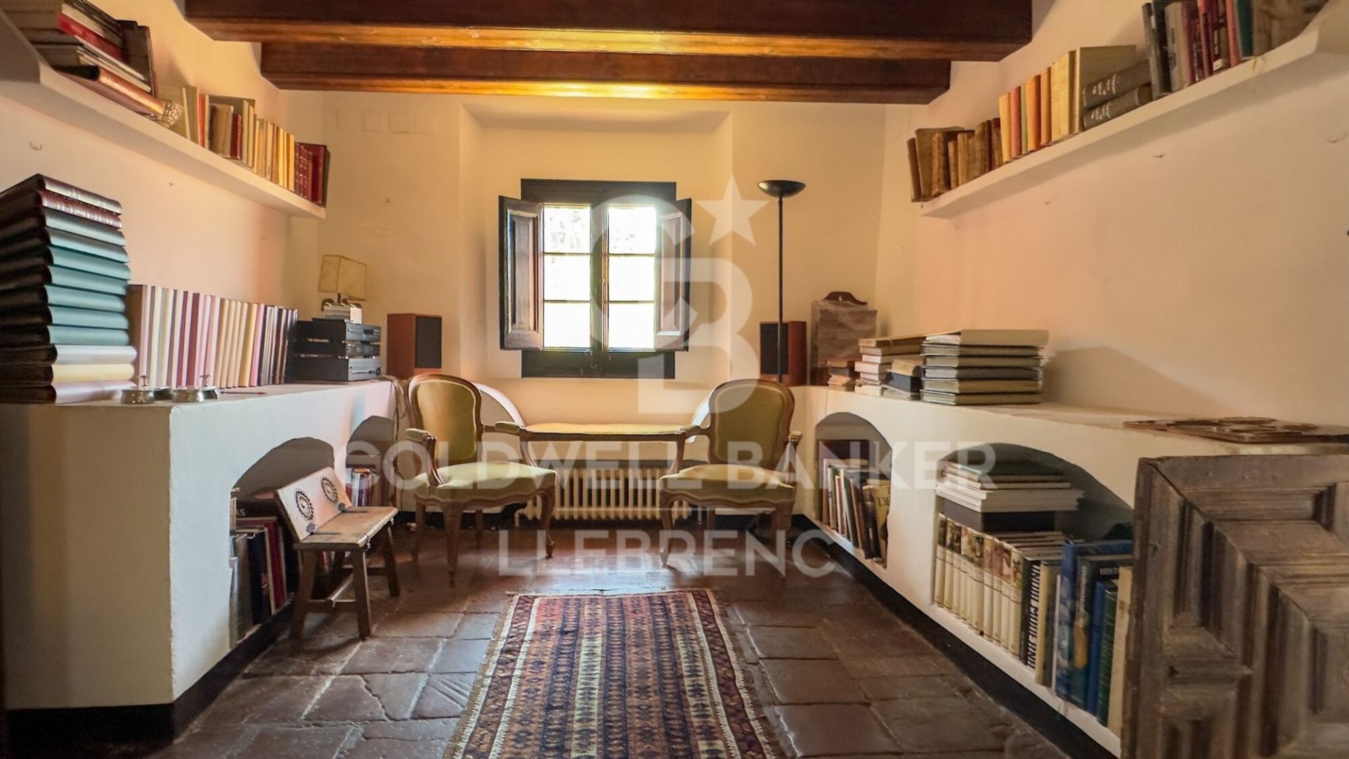 Māja Barcelona, Spānijā 8 istabas, 963 m2 Nr. 160092