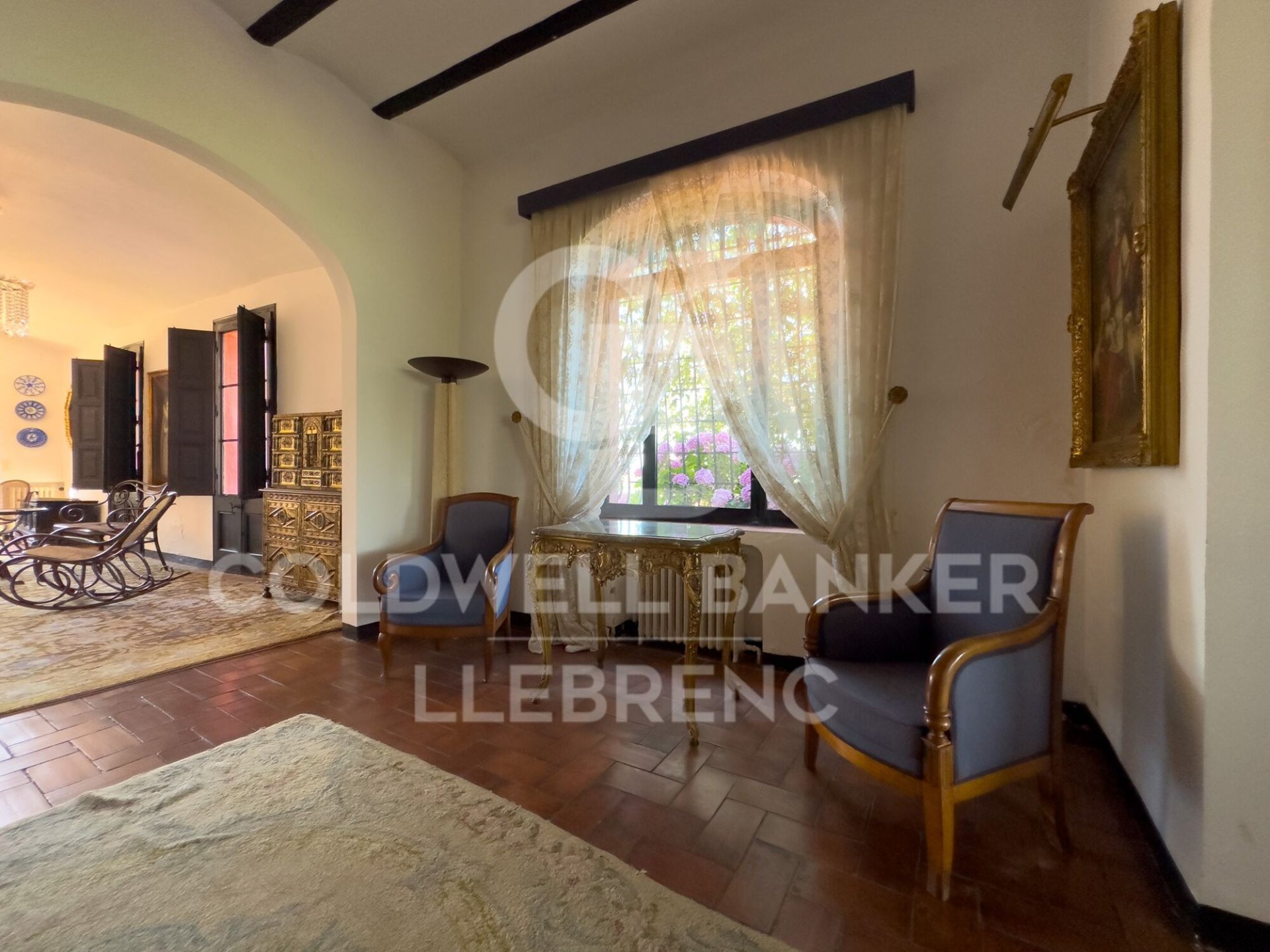 Māja Barcelona, Spānijā 8 istabas, 963 m2 Nr. 160092