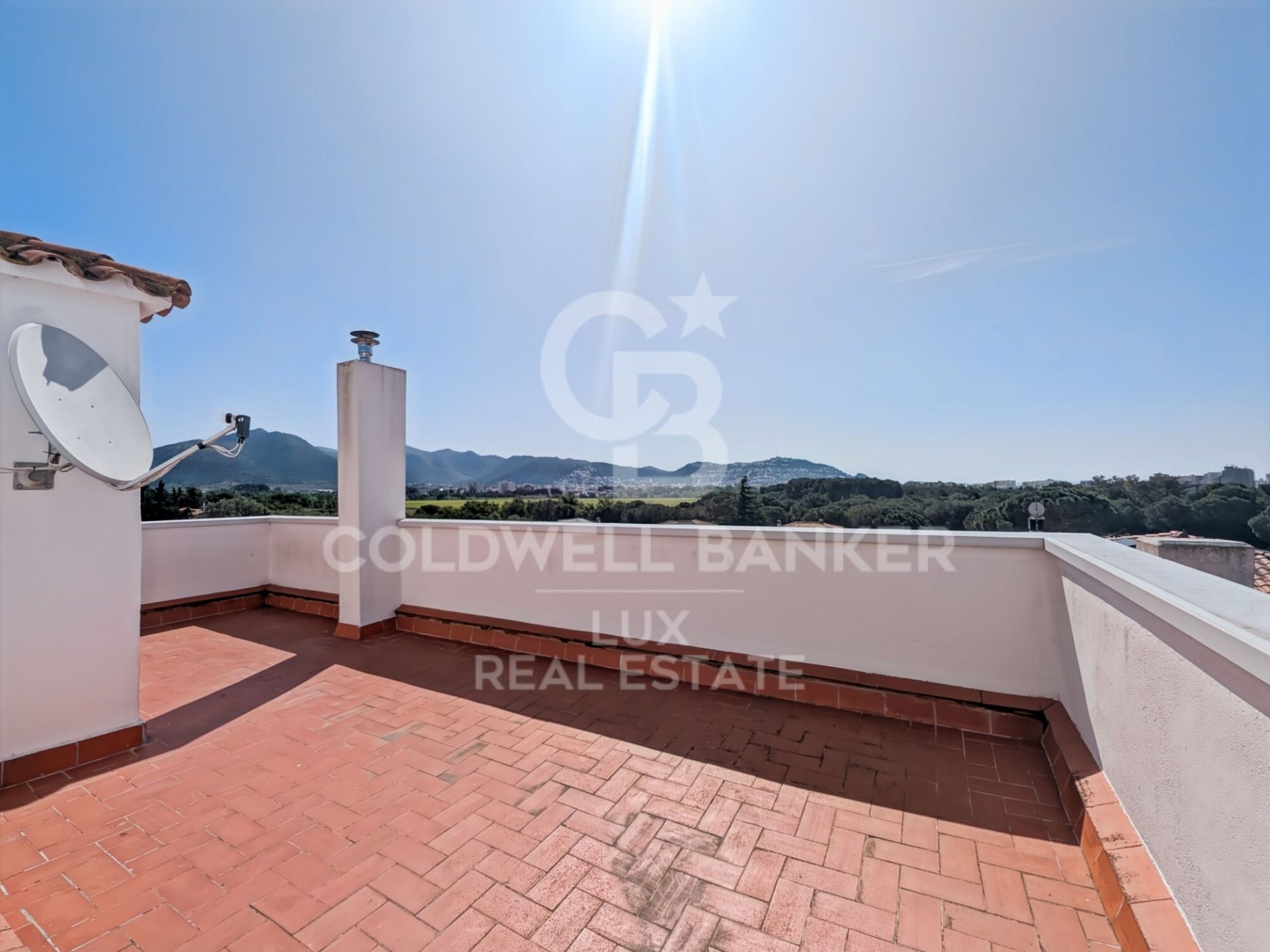 Villa Roses, Girona, Spānijā 3 istabas, 282 m2 Nr. 178768