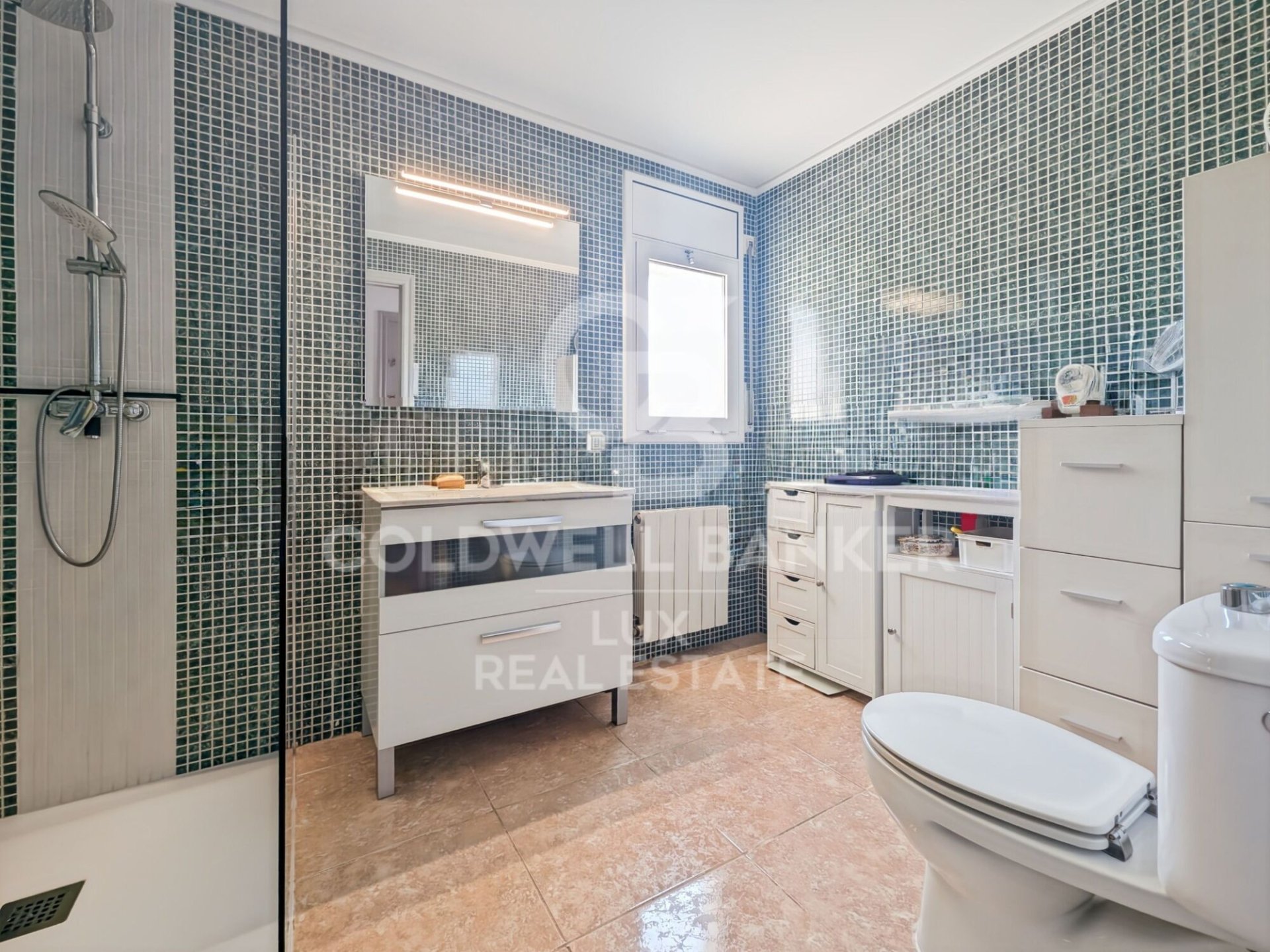 Villa Roses, Girona, Spānijā 3 istabas, 282 m2 Nr. 178768