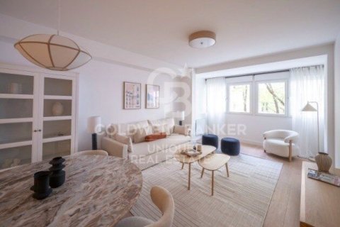 Dzīvoklis Madrid, Spānijā 3 istabas, 147 m2 Nr. 178771