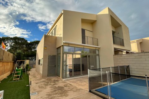 Villa in Puig De Ros, Mallorca, Spanien 3 Schlafzimmer, 150 m2 Nr. 195228