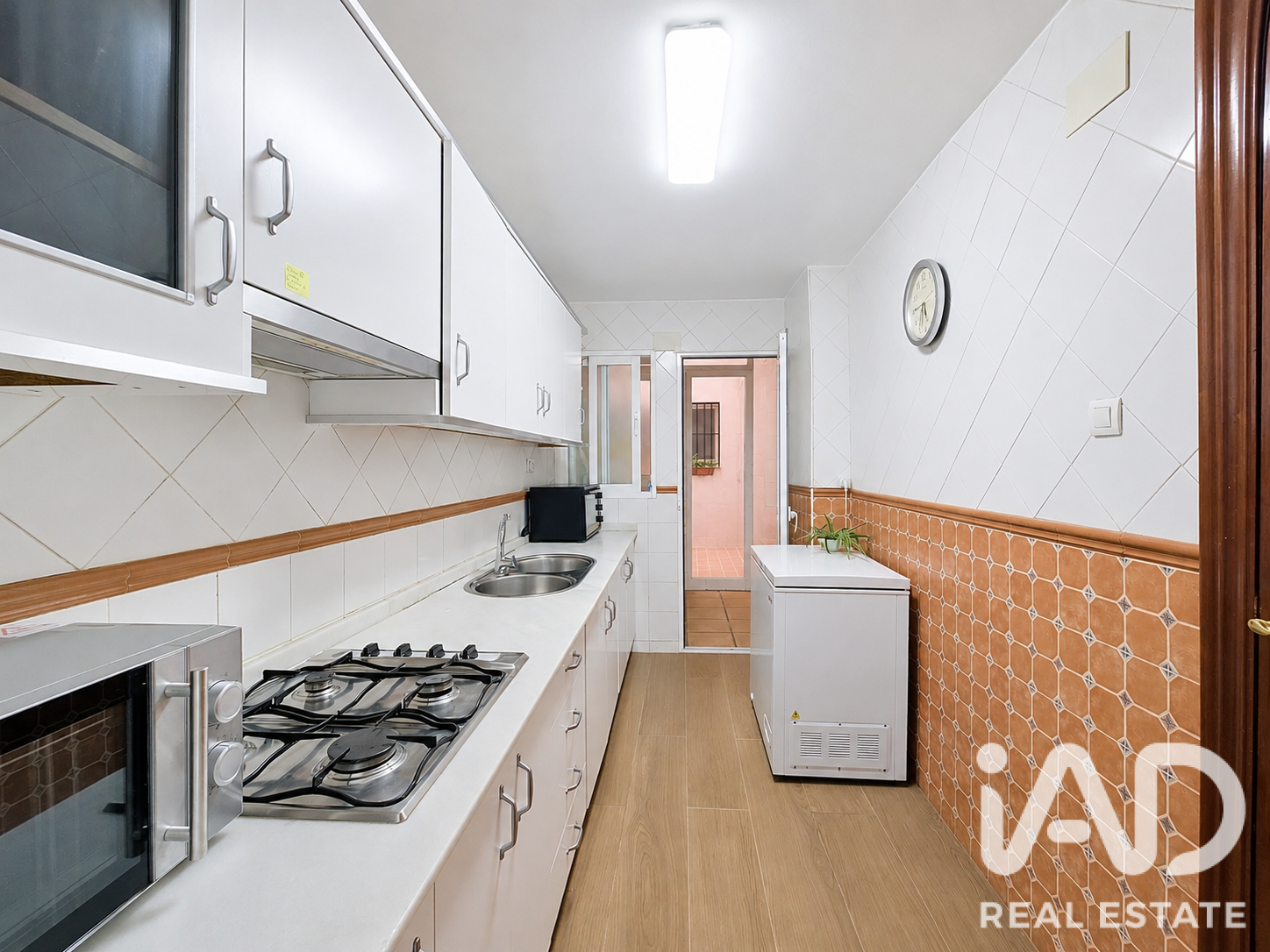 Apartment in Granada, Spain 4 bedrooms, 110 sq.m. No. 192190
