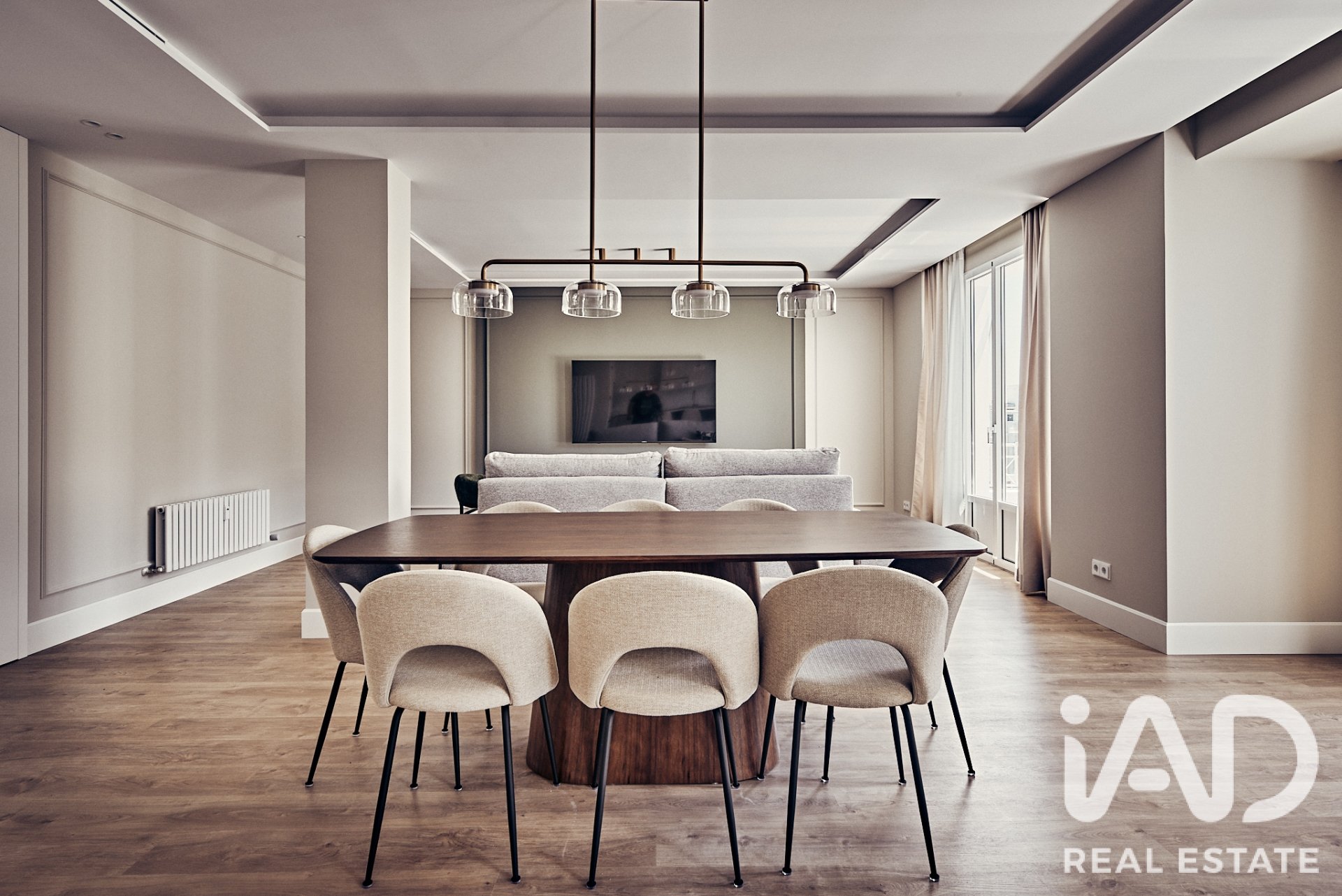 Apartamento en Madrid, España 4 dormitorios, 198 m2 No. 192192