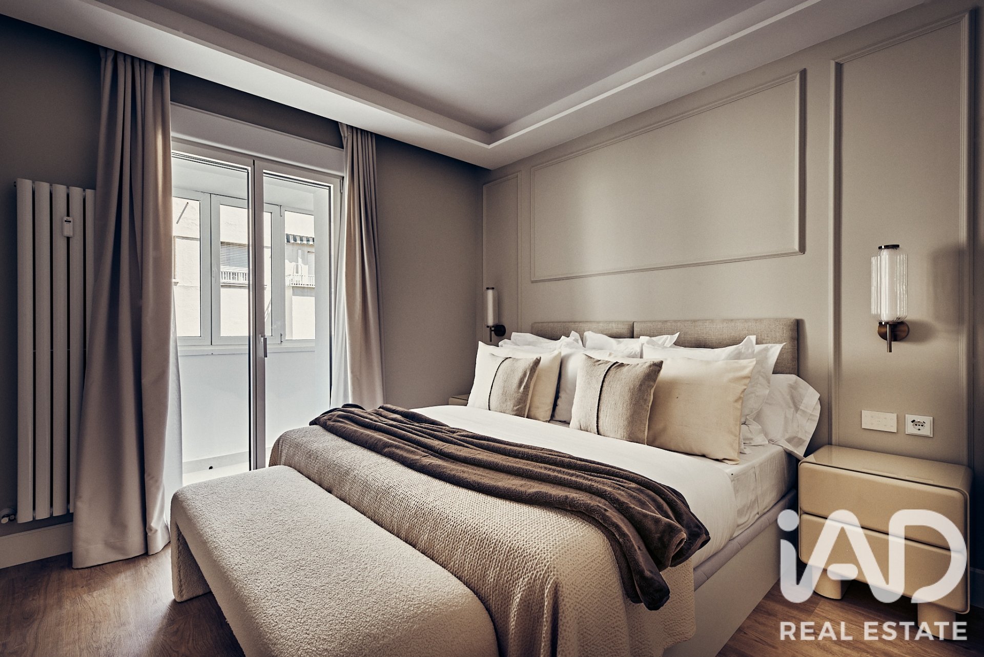 Apartamento en Madrid, España 4 dormitorios, 198 m2 No. 192192