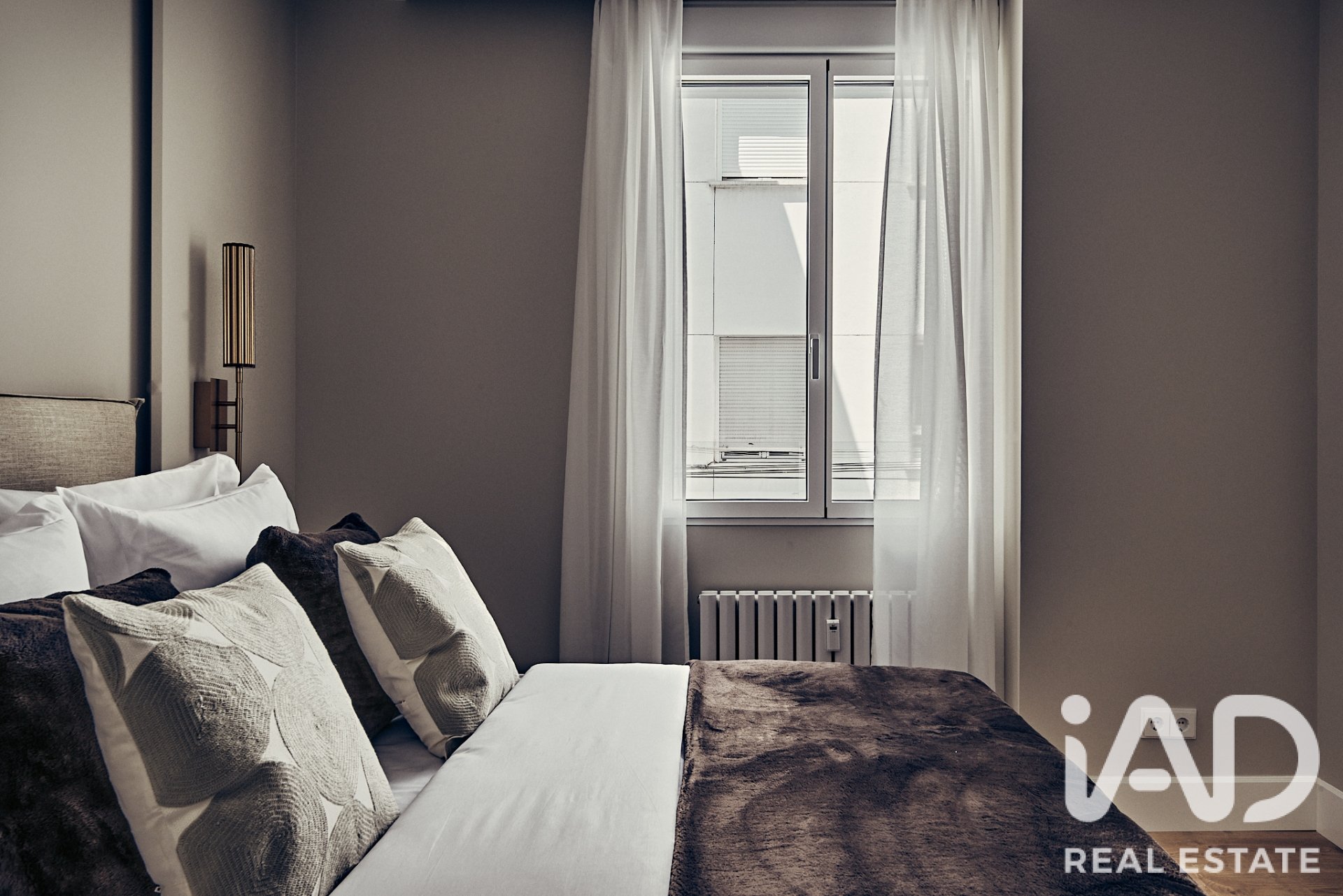 Apartamento en Madrid, España 4 dormitorios, 198 m2 No. 192192