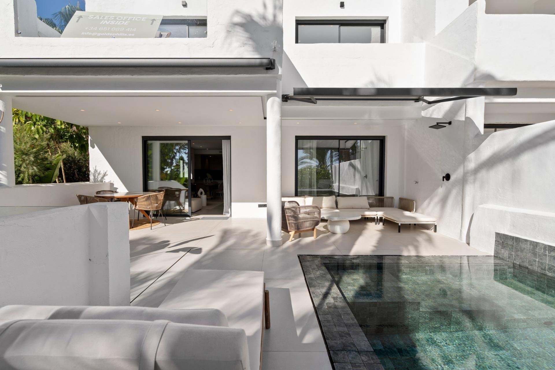 Apartment in Estepona, Malaga, Spain 5 bedrooms, 255 sq.m. No. 169835