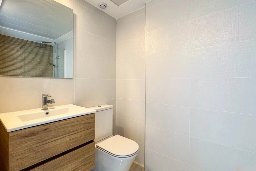 Apartamento en Punta Prima, Alicante, España 2 dormitorios,  No. 145349