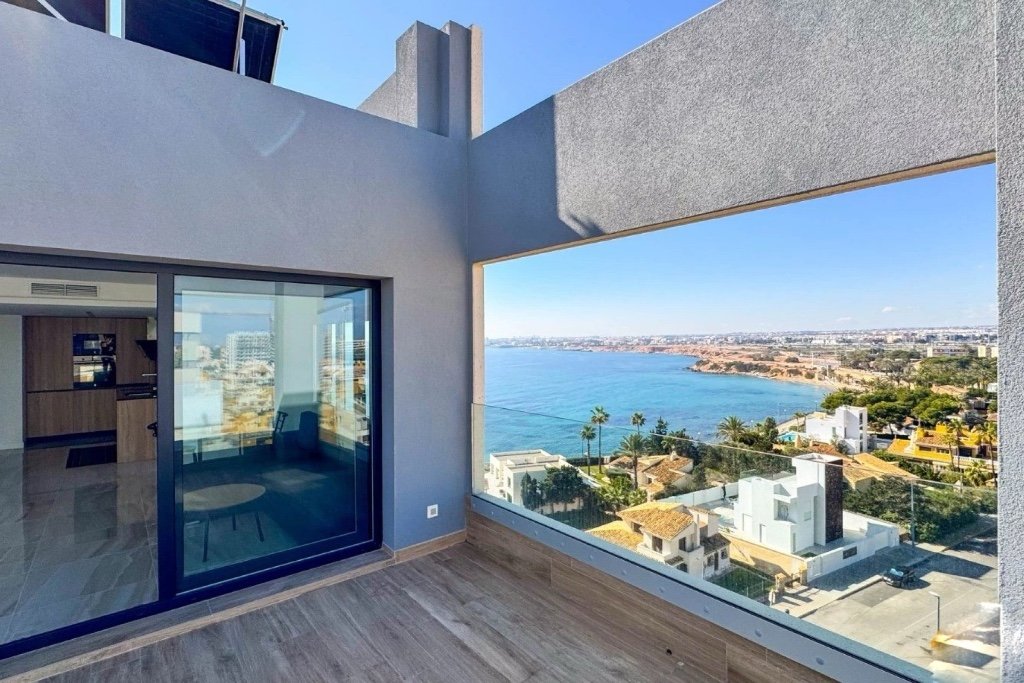 Apartamento en Punta Prima, Alicante, España 2 dormitorios,  No. 145349