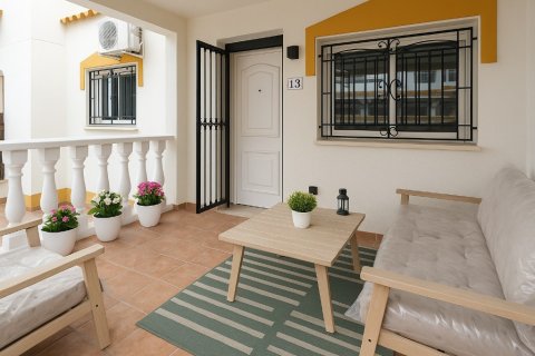 Casa adosada en Alicante, España 3 dormitorios, 104 m2 No. 145348