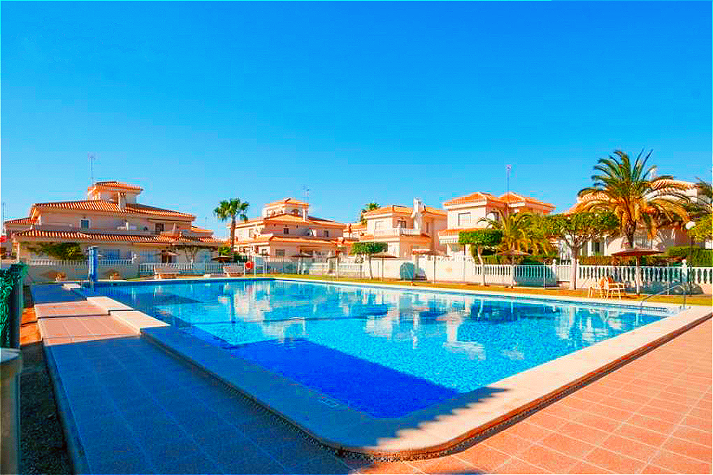 Apartamento en Playa Flamenca II, Alicante, España 3 dormitorios, 122 m2 No. 145353