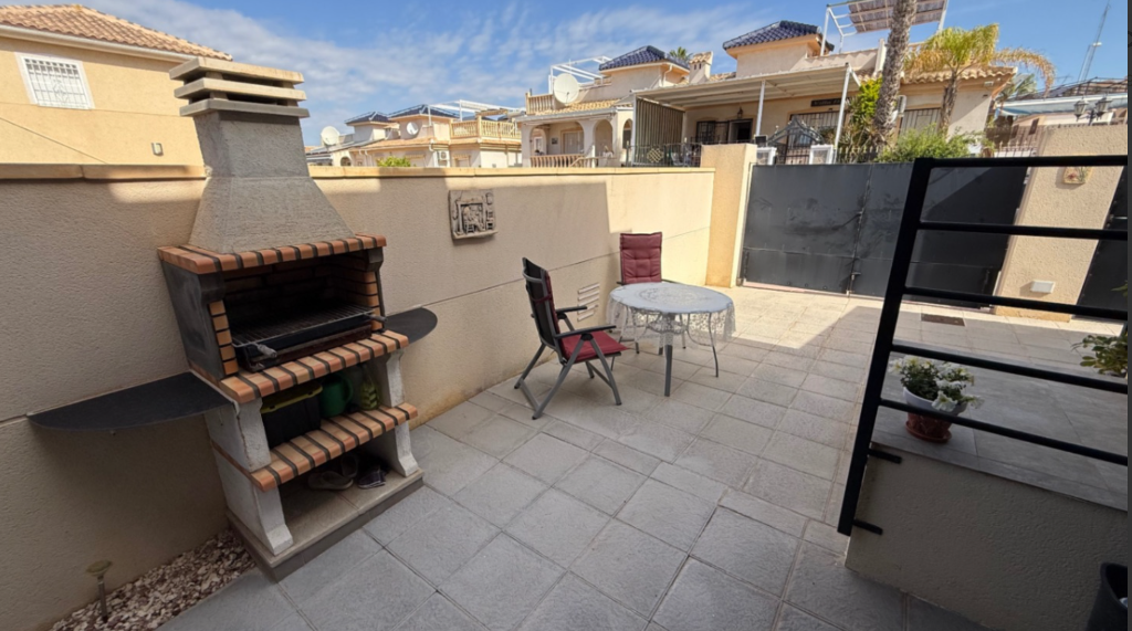 Huvila Ciudad Quesada, Alicante, Espanja 2 makuuhuonetta, 78 m2 No. 145352