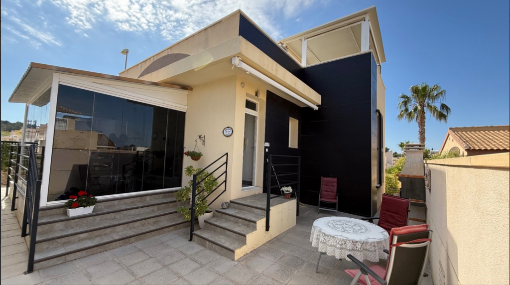 Huvila Ciudad Quesada, Alicante, Espanja 2 makuuhuonetta, 78 m2 No. 145352