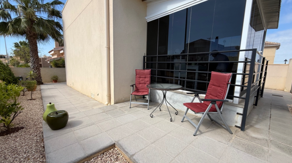 Huvila Ciudad Quesada, Alicante, Espanja 2 makuuhuonetta, 78 m2 No. 145352