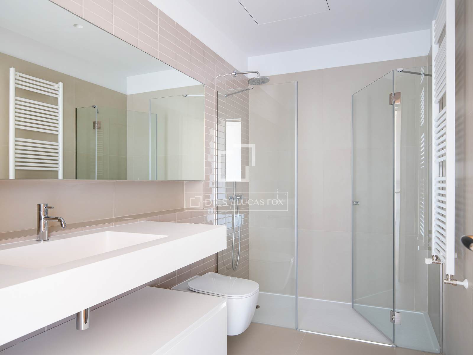 Appartamento a Barcelona, Spagna 2 camere da letto, 141 mq. N° 192829