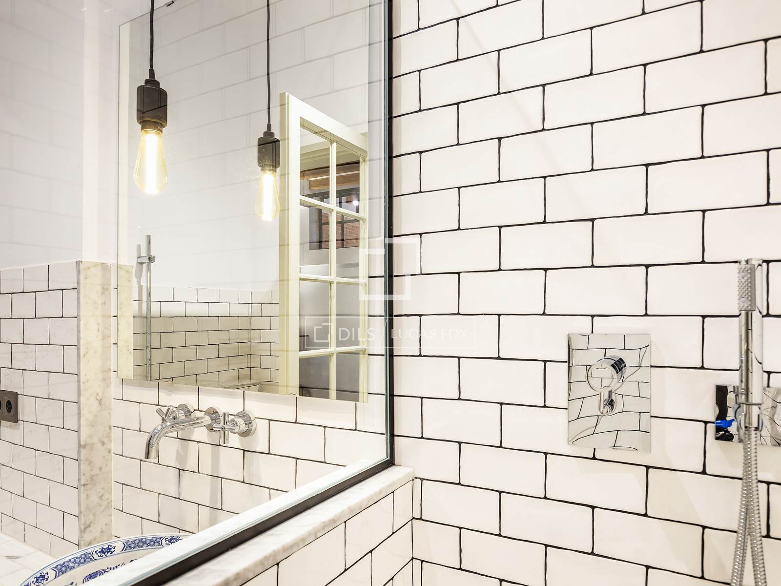 Huoneisto Barcelona, Espanja 1 makuuhuone, 68 m2 No. 192832
