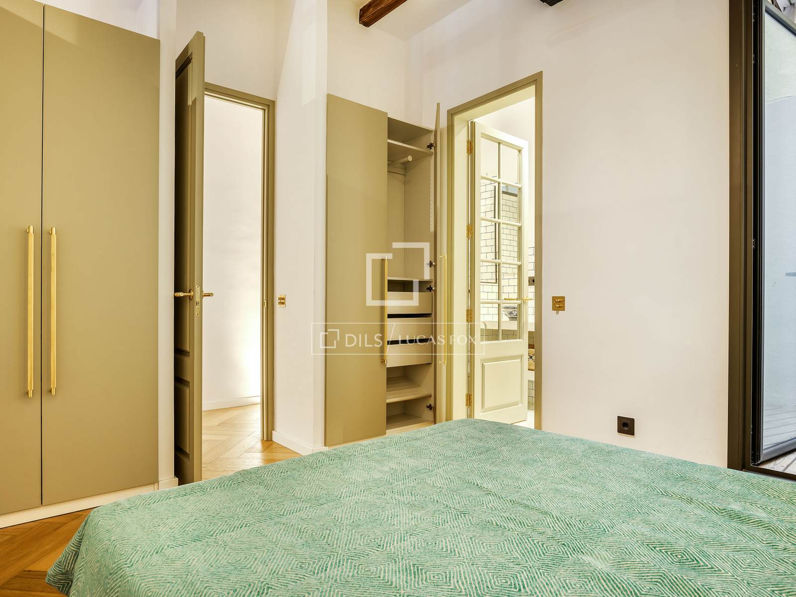 Huoneisto Barcelona, Espanja 1 makuuhuone, 68 m2 No. 192832