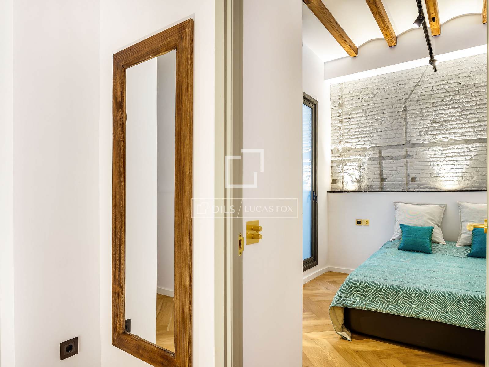 Huoneisto Barcelona, Espanja 1 makuuhuone, 68 m2 No. 192832