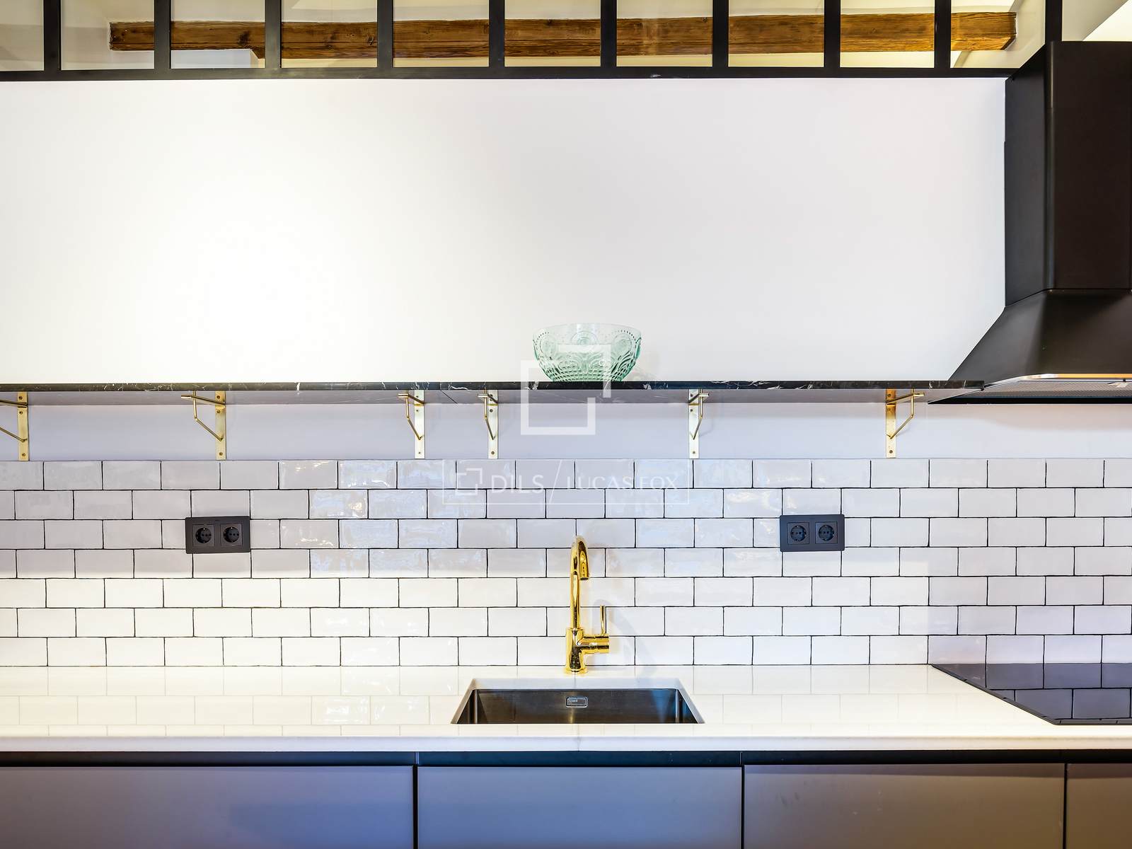 Huoneisto Barcelona, Espanja 1 makuuhuone, 68 m2 No. 192832