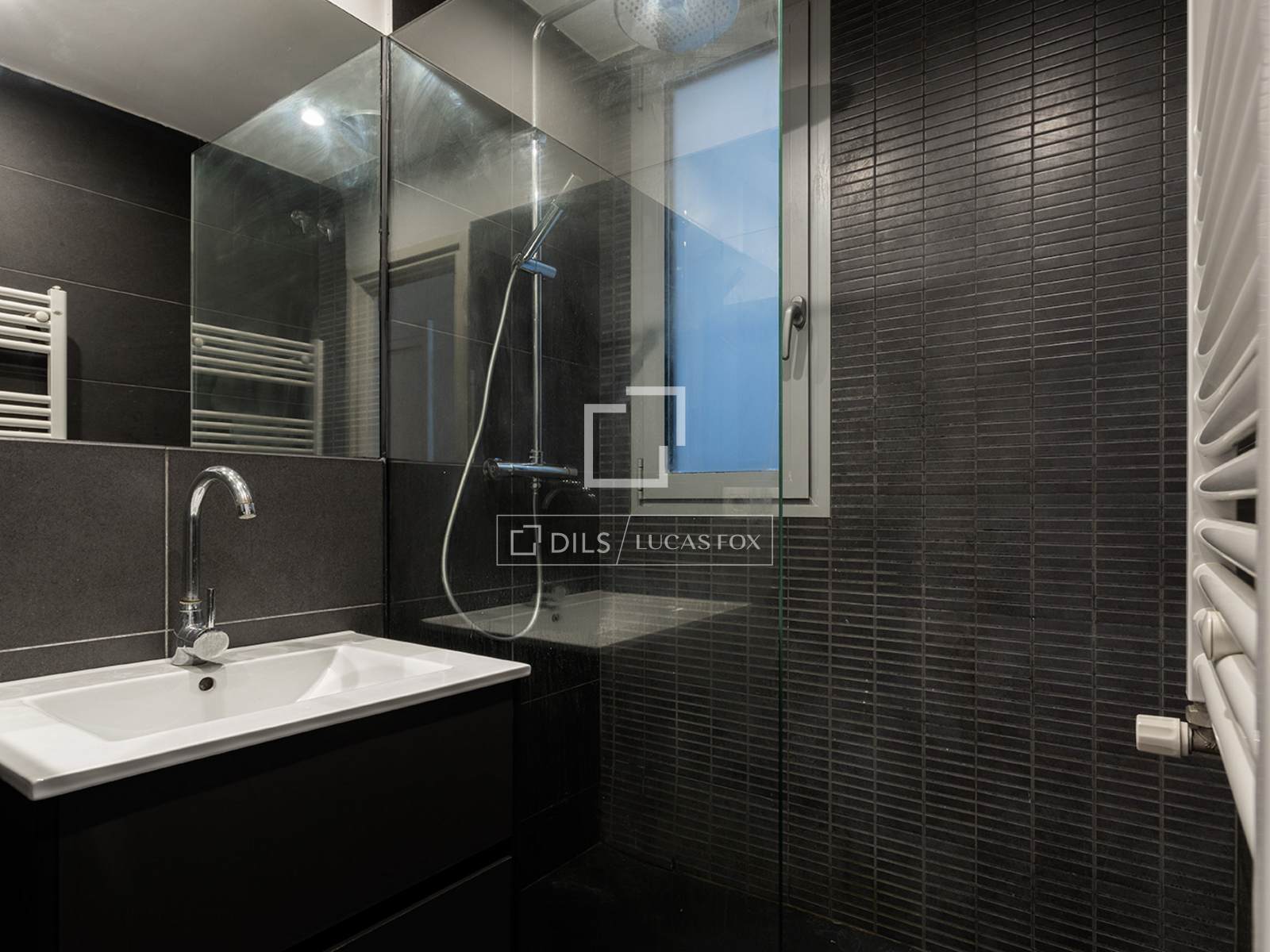 Wohnung in Barcelona, Spanien 2 Schlafzimmer, 70 m2 Nr. 192827