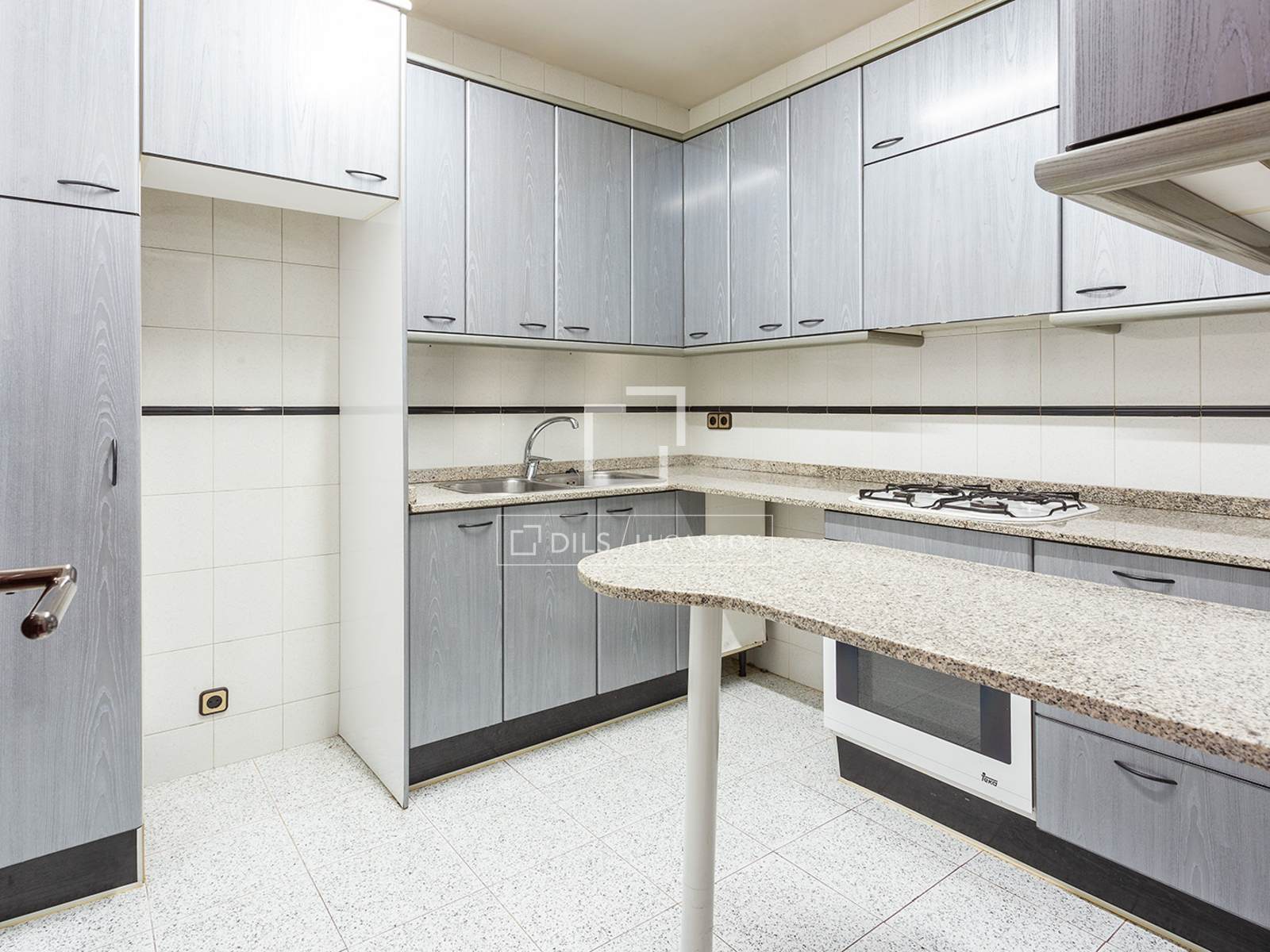 Huoneisto Barcelona, Espanja 2 makuuhuonetta, 60 m2 No. 192830