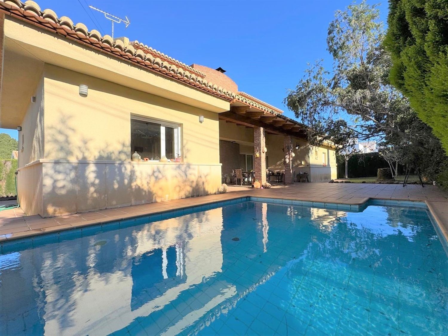 Villa a Denia, Alicante, Spagna 3 camere da letto, 200 mq. N° 179549