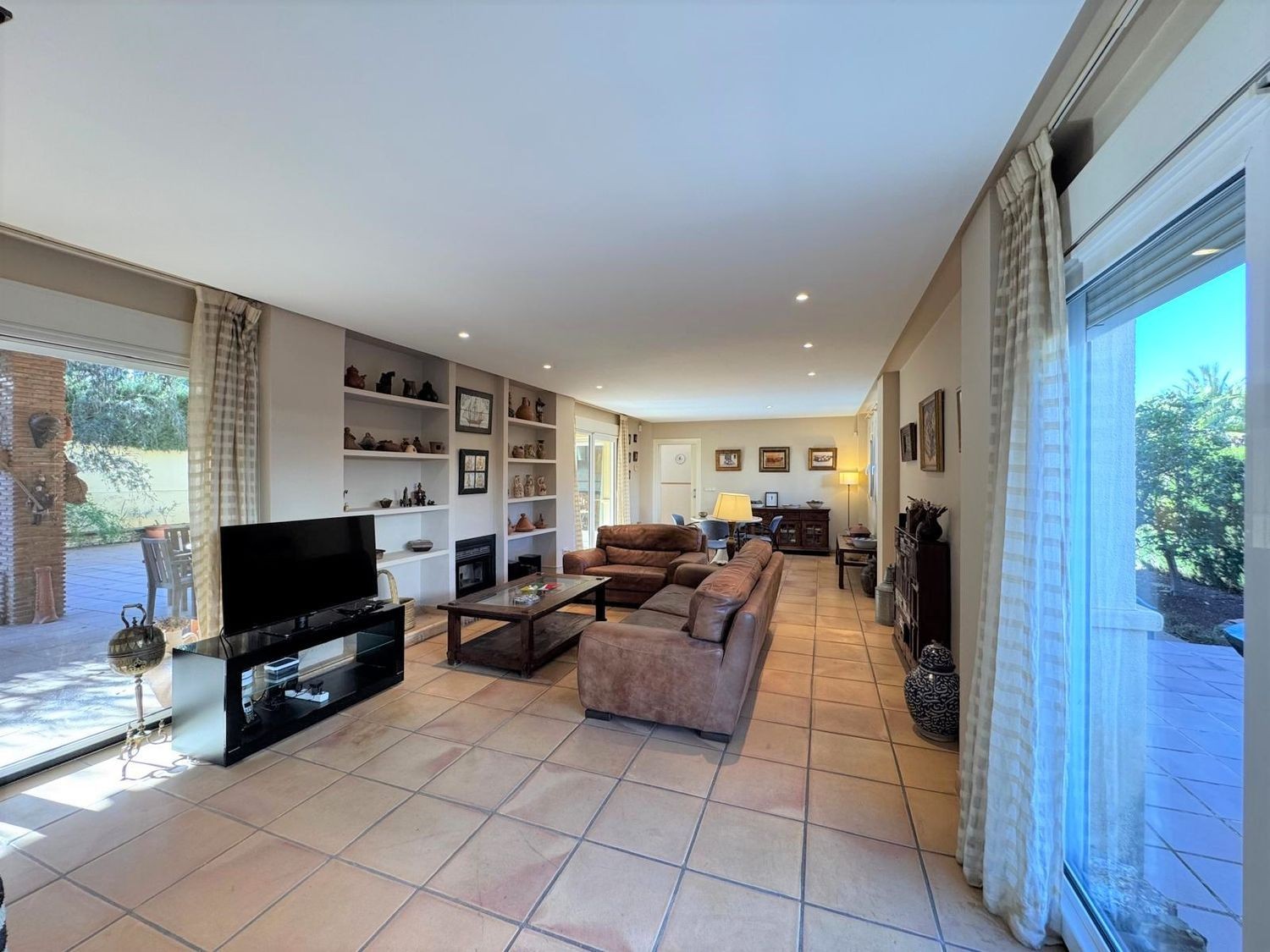 Villa a Denia, Alicante, Spagna 3 camere da letto, 200 mq. N° 179549