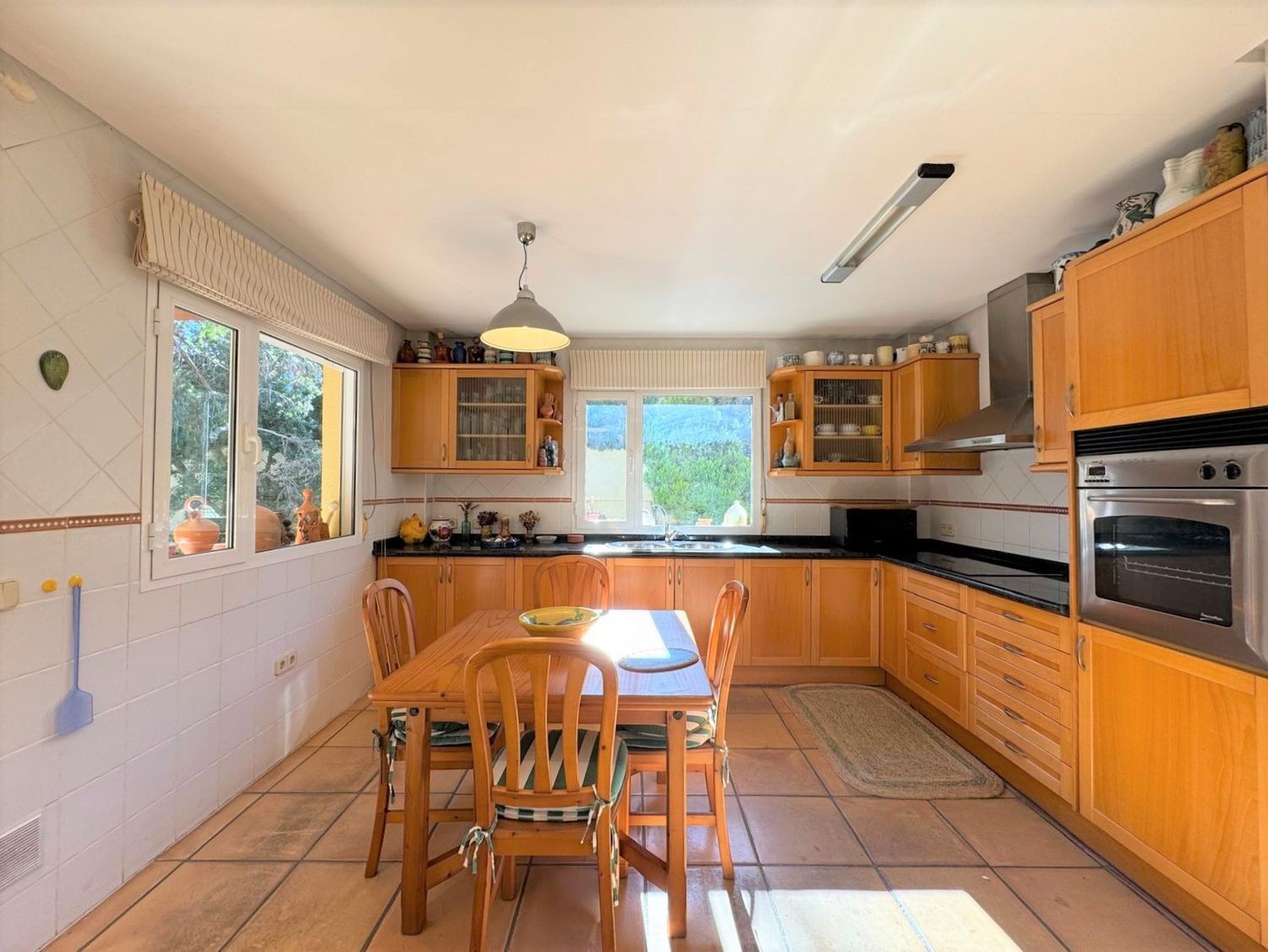Villa a Denia, Alicante, Spagna 3 camere da letto, 200 mq. N° 179549