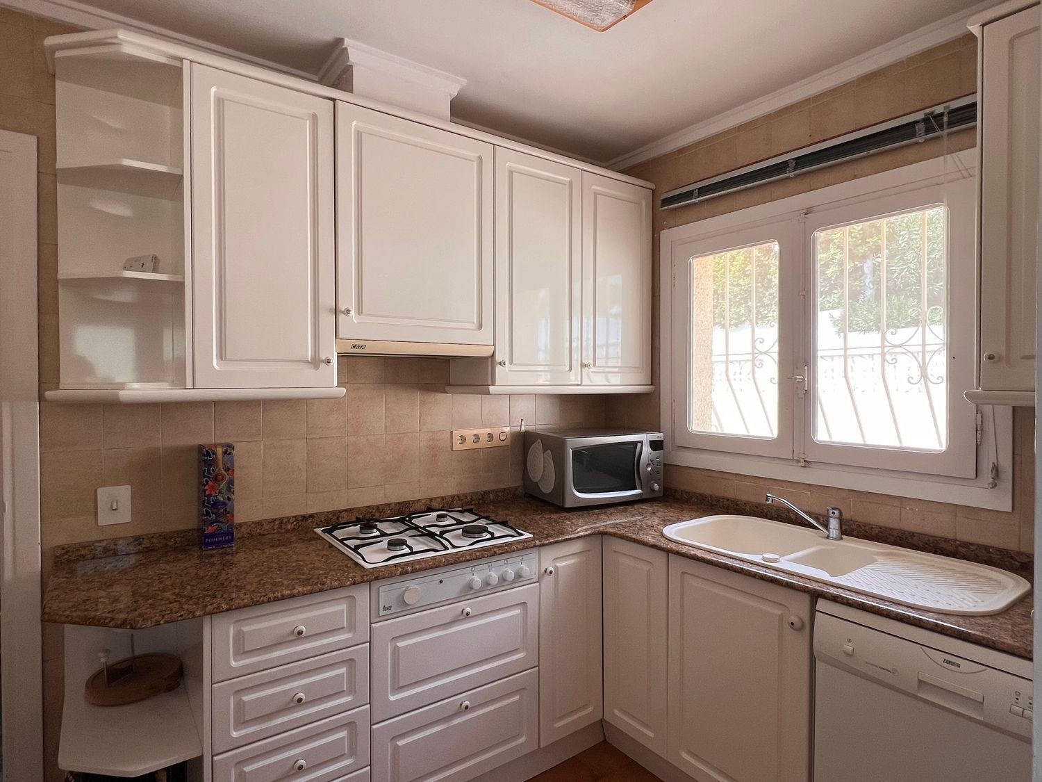 Villa in Moraira, Alicante, Spain 3 bedrooms, 247 sq.m. No. 179551