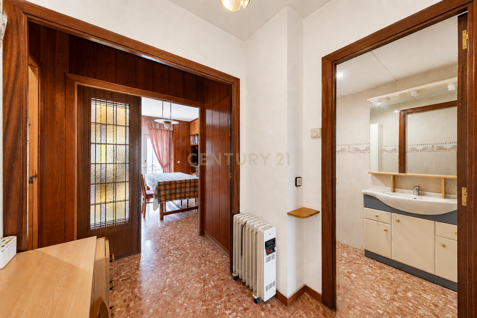 Dzīvoklis Cerdanyola Del Valles, Barcelona, Spānijā 5 istabas, 143 m2 Nr. 194545