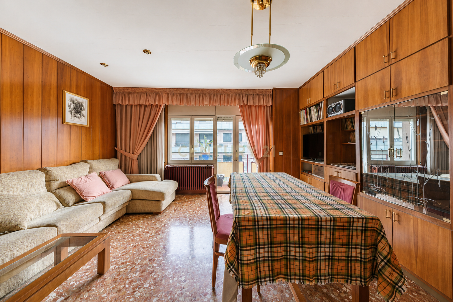 Dzīvoklis Cerdanyola Del Valles, Barcelona, Spānijā 5 istabas, 143 m2 Nr. 194545