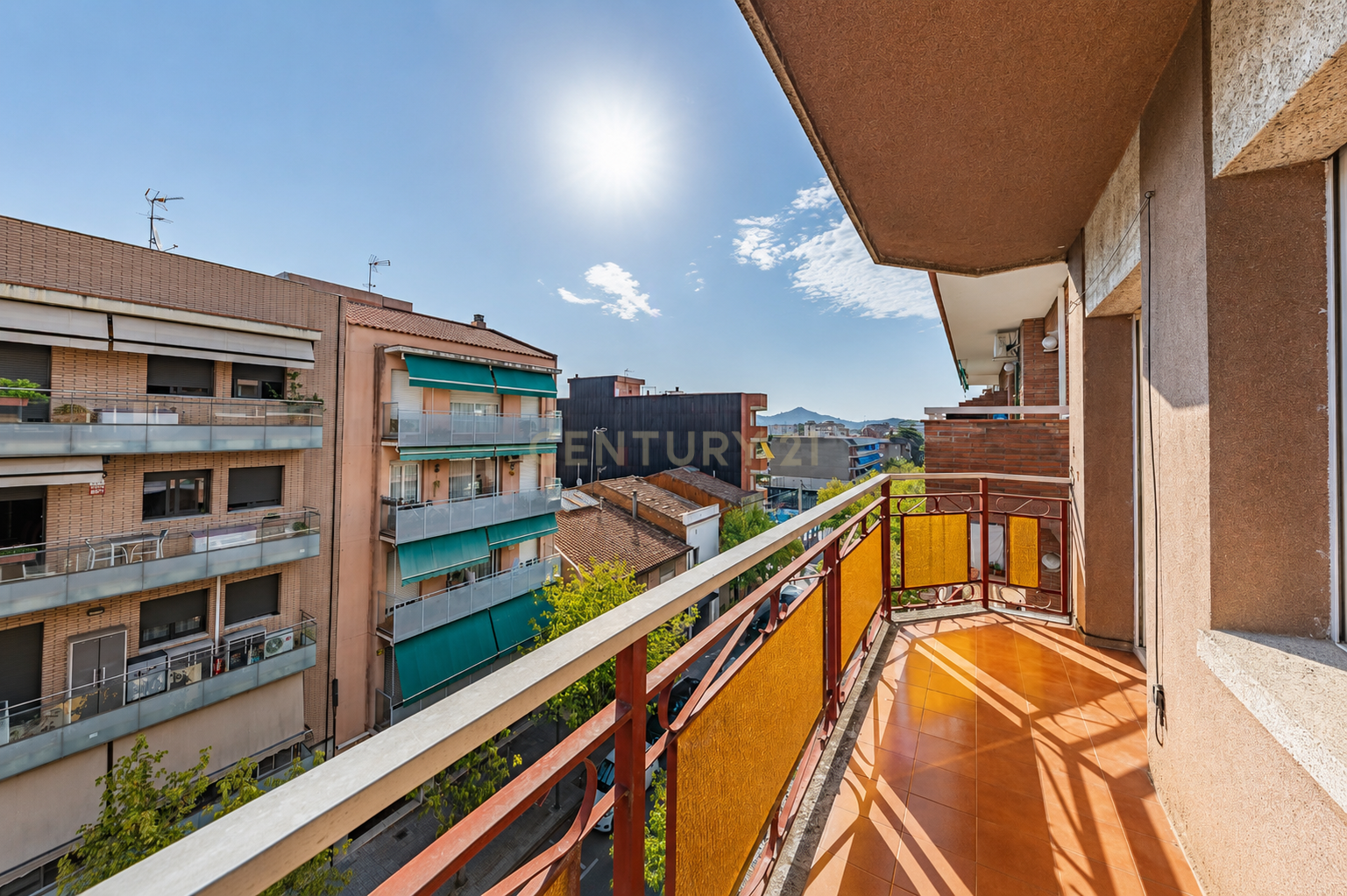 Dzīvoklis Cerdanyola Del Valles, Barcelona, Spānijā 5 istabas, 143 m2 Nr. 194545