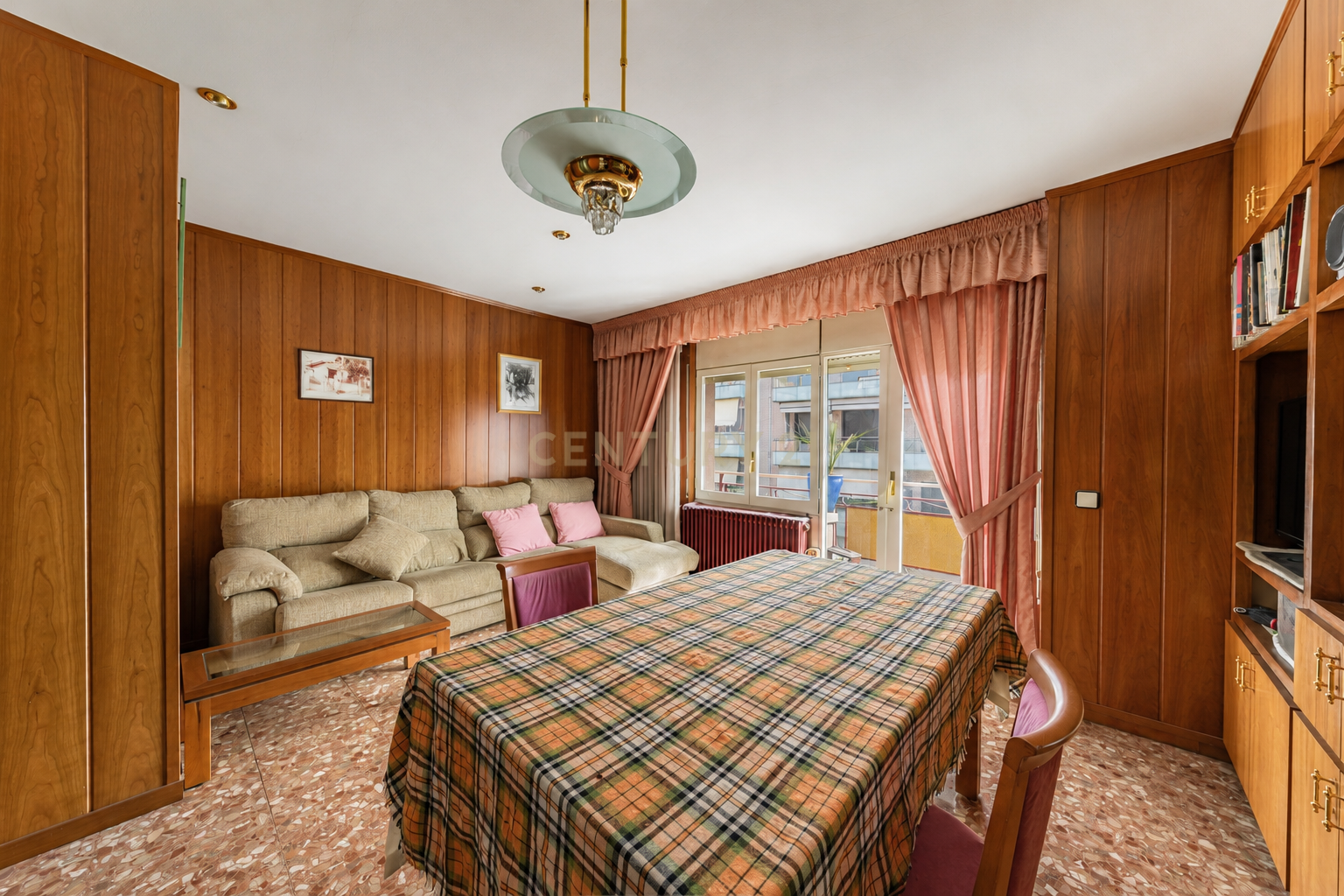Dzīvoklis Cerdanyola Del Valles, Barcelona, Spānijā 5 istabas, 143 m2 Nr. 194545